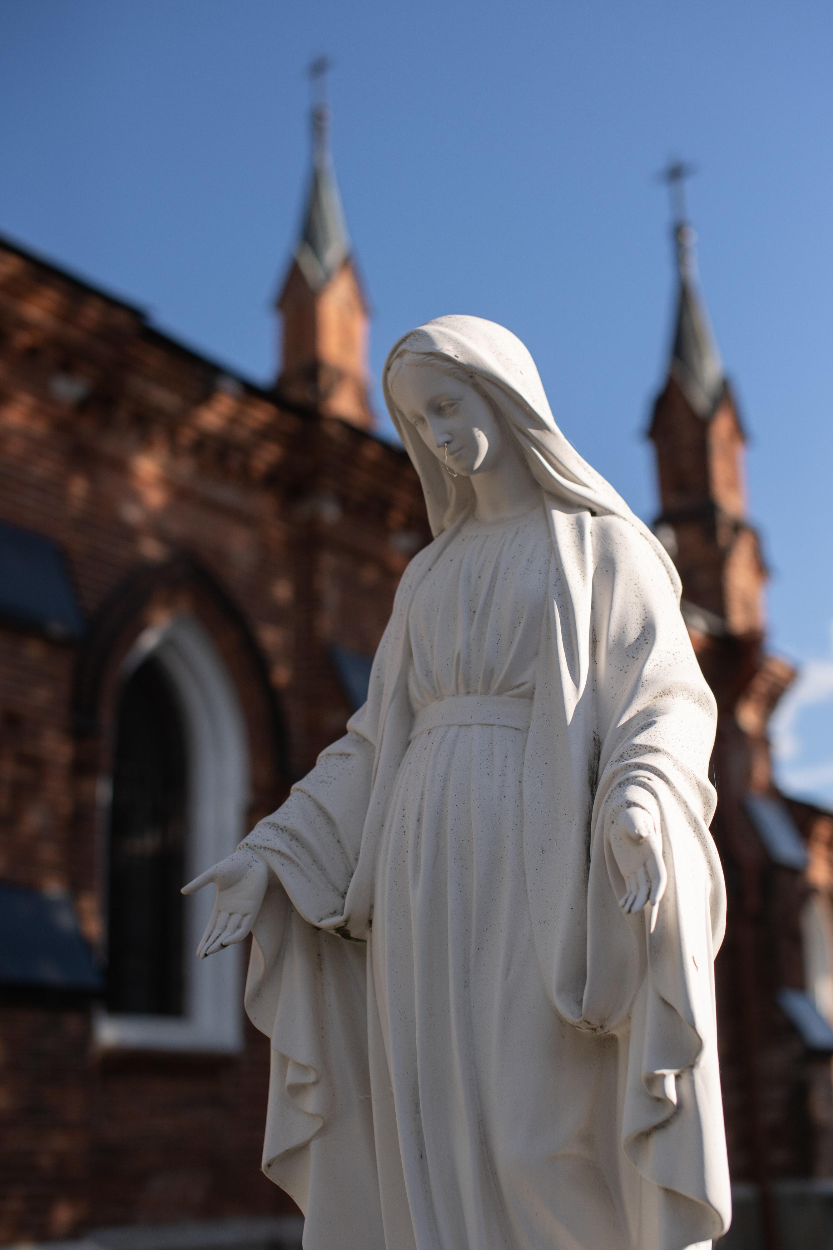2667x4000 Virgin Mary Photo, Download The BEST Free Virgin Mary & HD Image