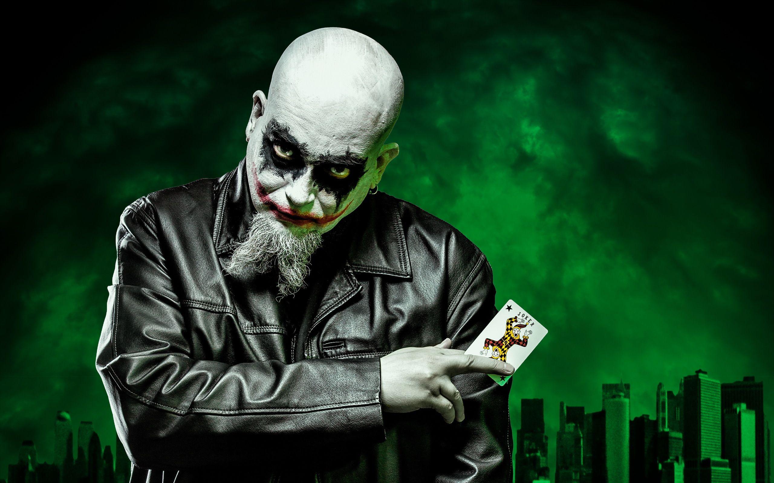 2560x1600 Wicked Joker Wallpaper