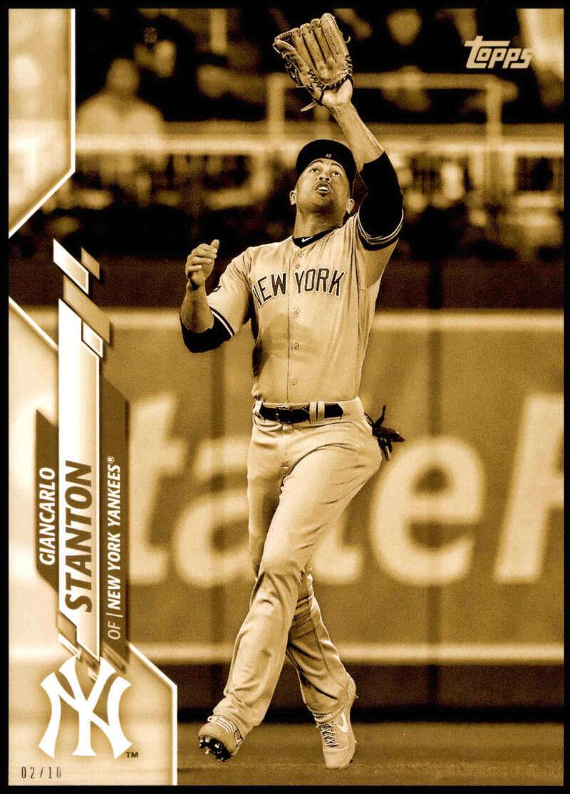 800x1115 Giancarlo Stanton 2020 Topps Short Print Variations 5x7 Gold 2 10 Yankees