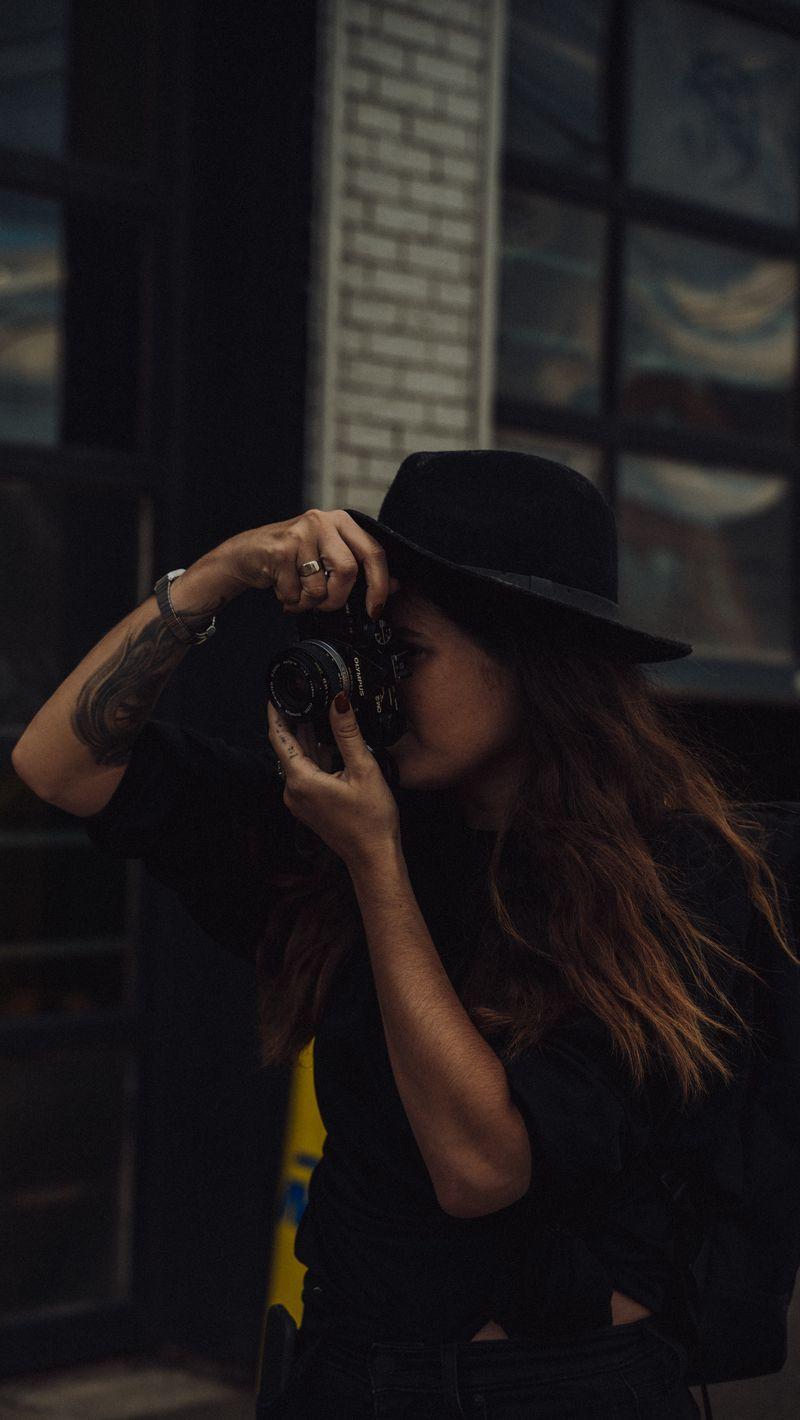 800x1420 Download Wallpaper 800x1420 Girl, Camera, Hat, Photographer, Tattoo Iphone Se 5s 5c 5 For Parallax HD Background