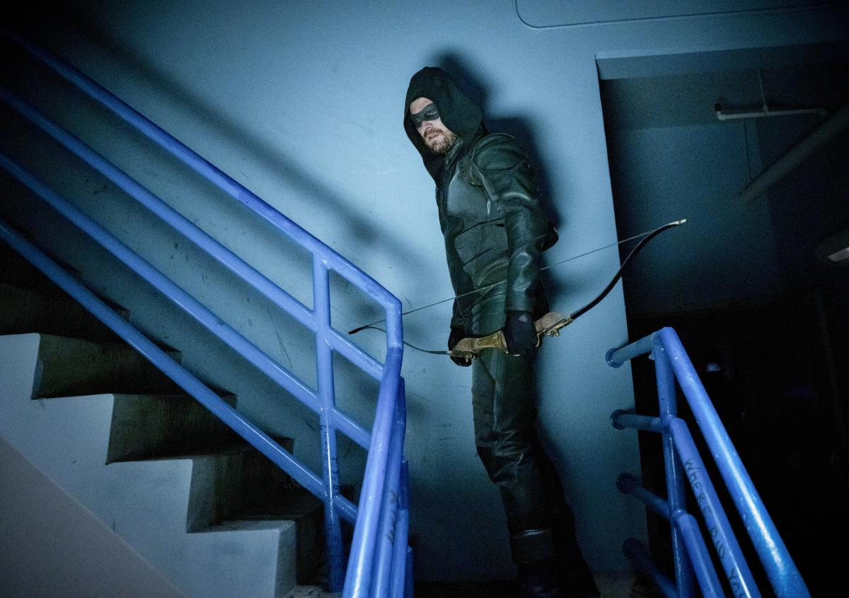 1200x846 CW releases first photo from Arrow season 8 premiere