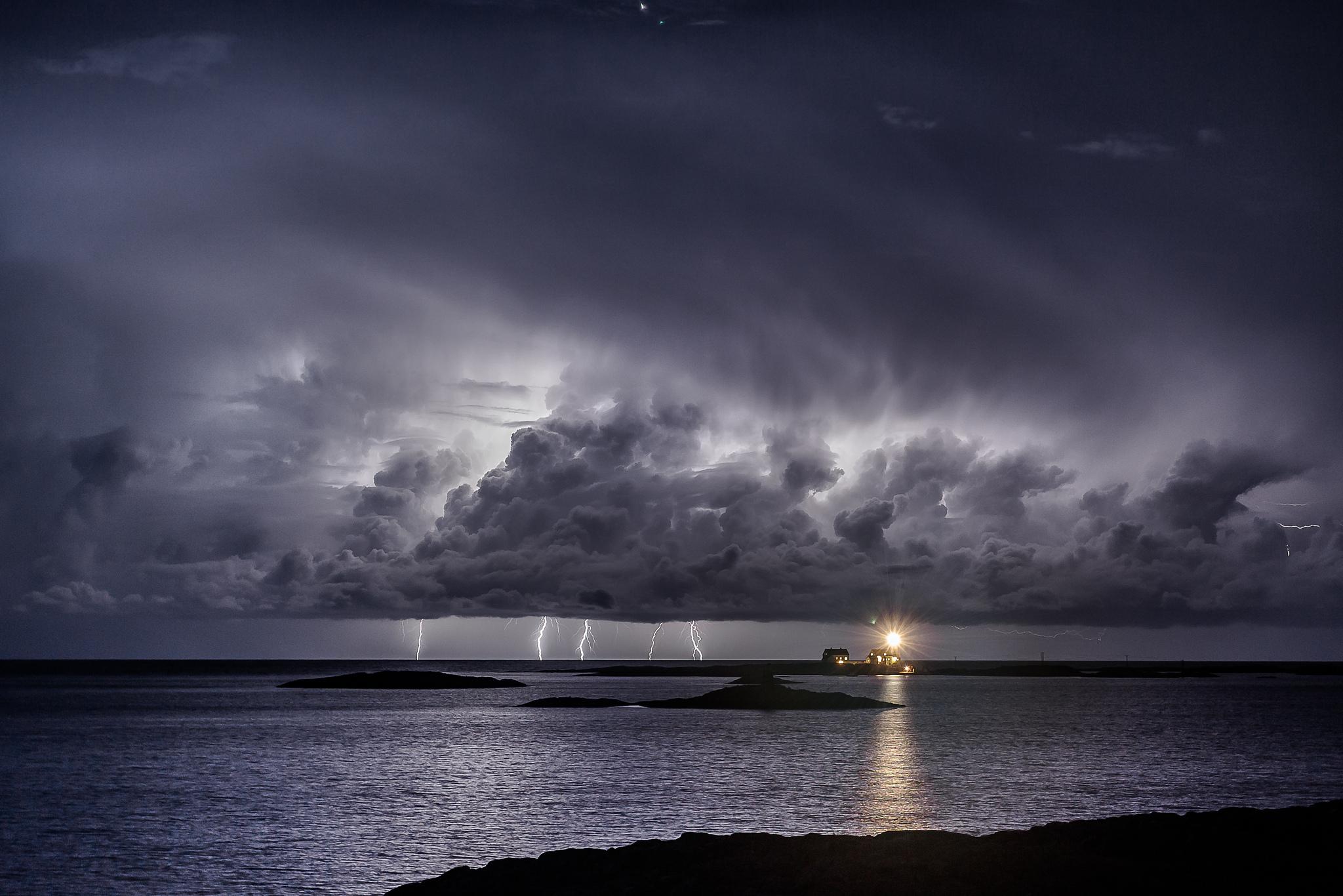 2048x1366 Storm HD Wallpaper and Background