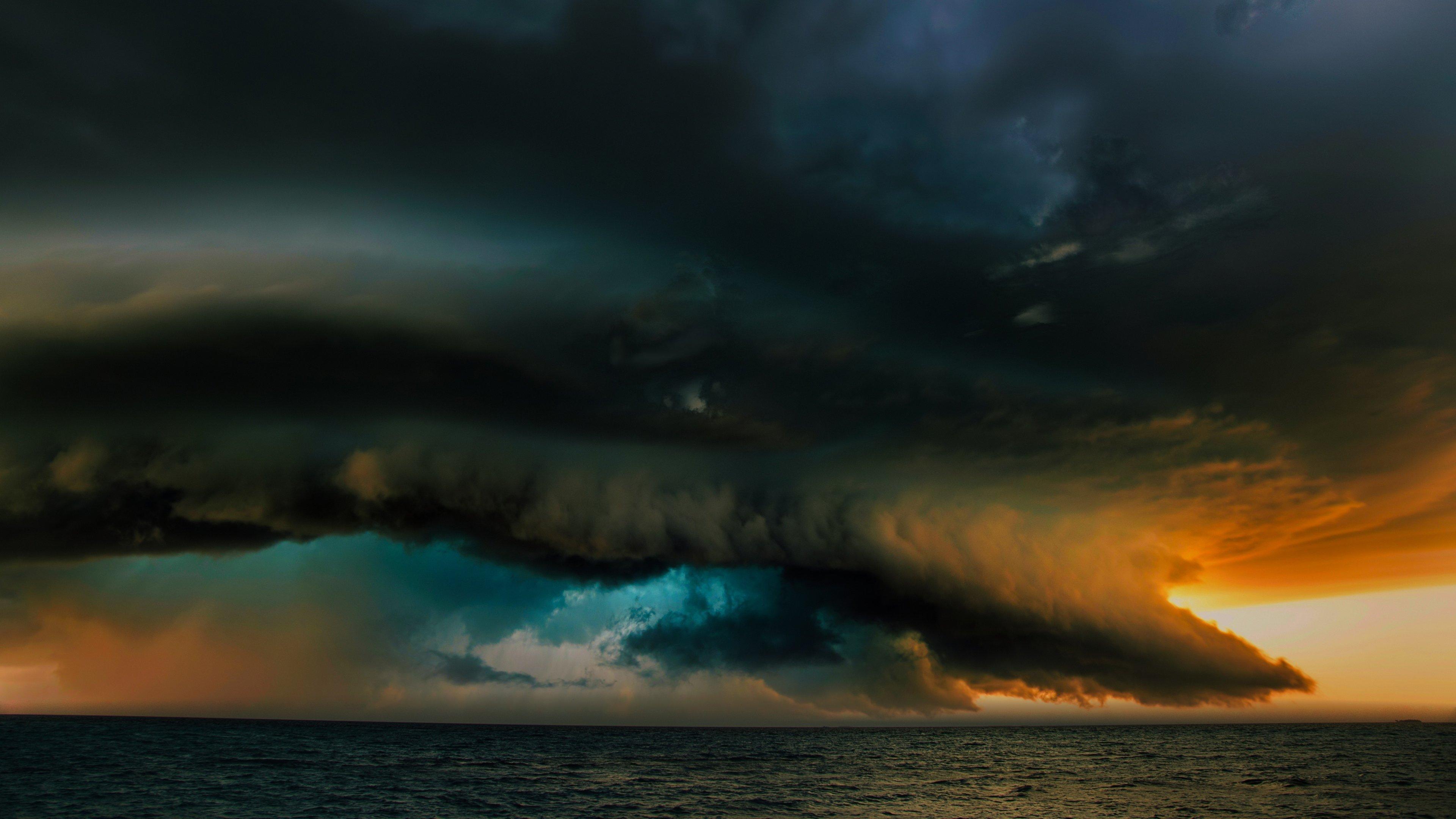 3840x2160 Storm in the ocean Wallpaper 5k Ultra HD