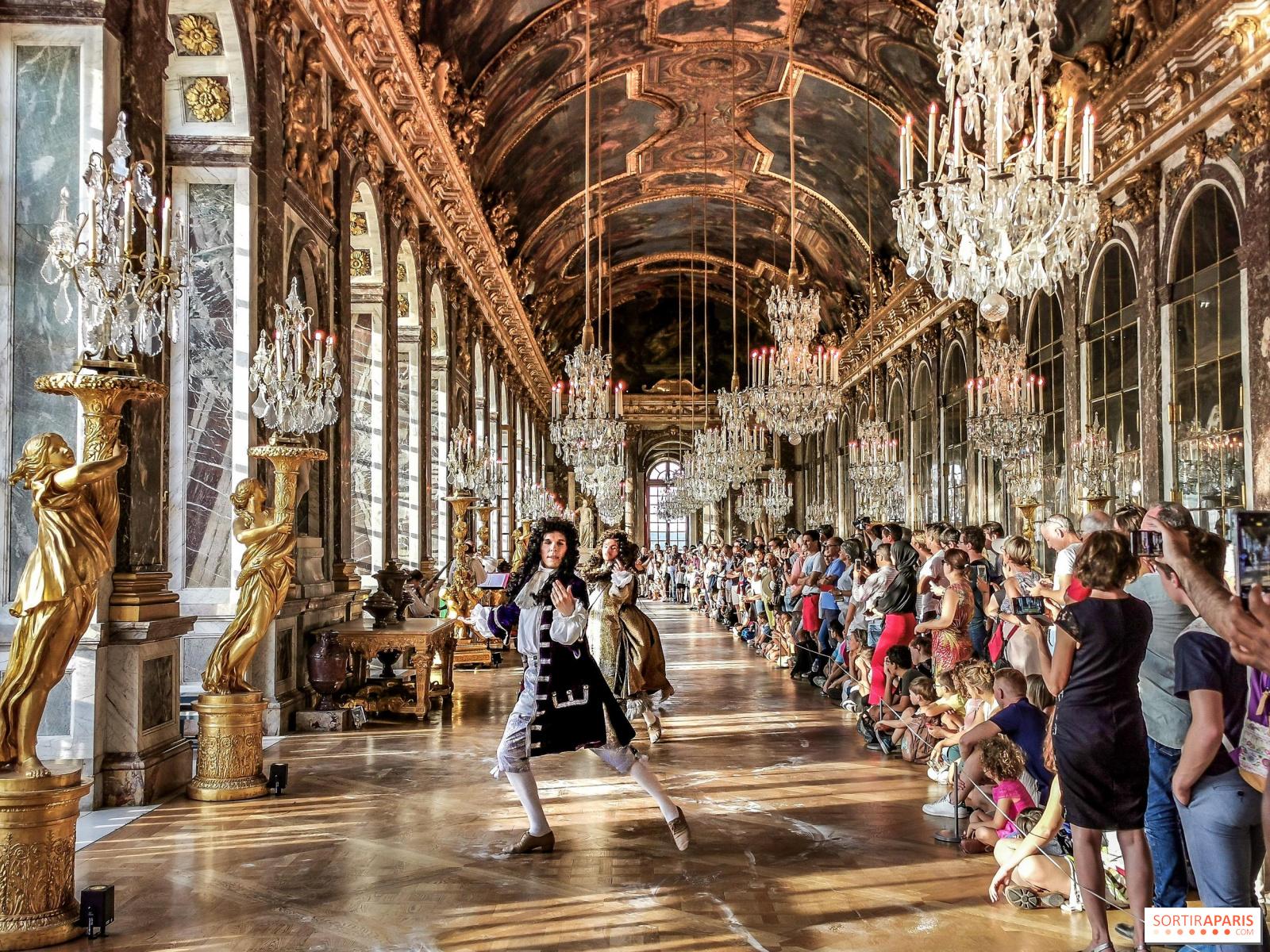 1600x1200 Visit the Palace of Versailles and enjoy its program