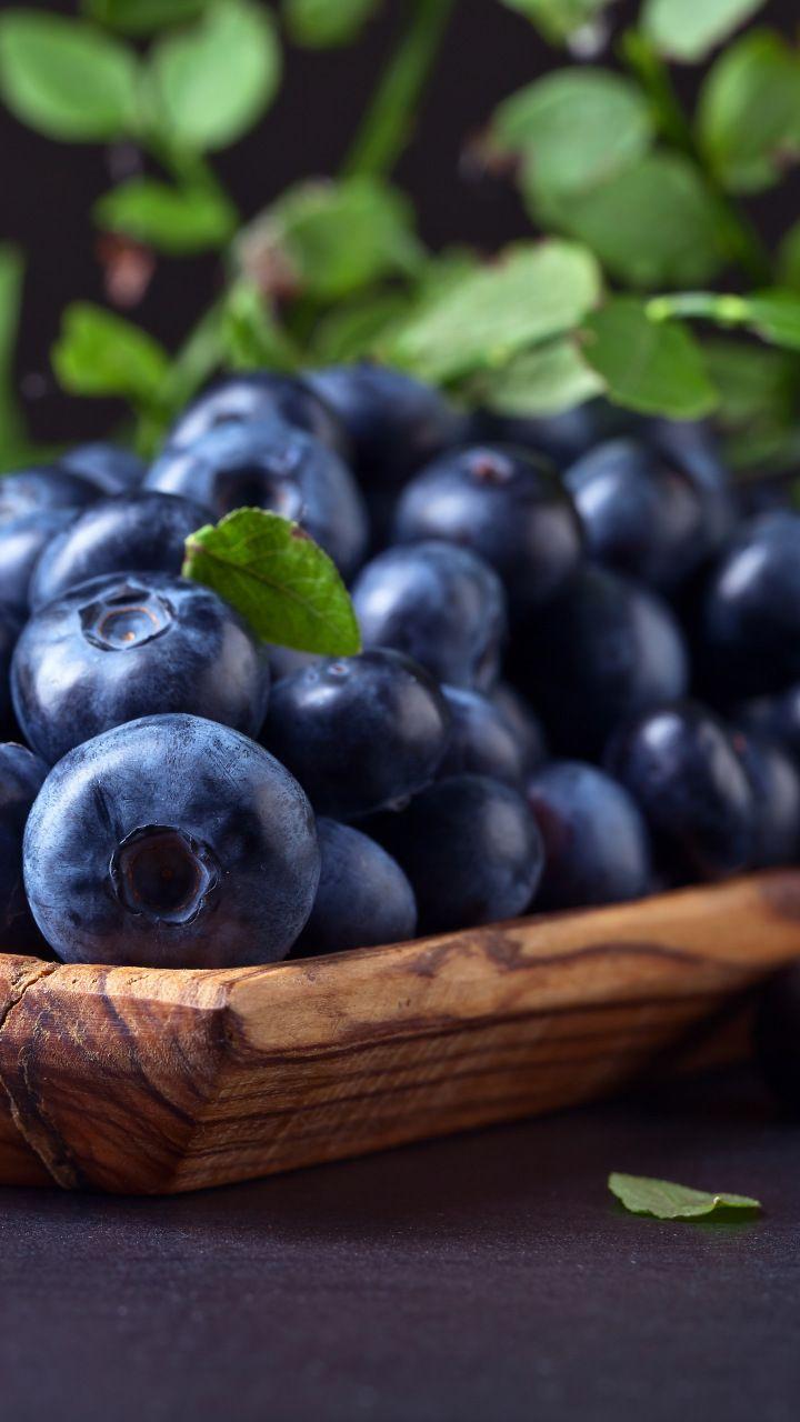 720x1280 Kitchen, leaves, blueberries, fruits, 720x1280 wallpaper. Blueberry, Blueberry fruit, Fruit photography