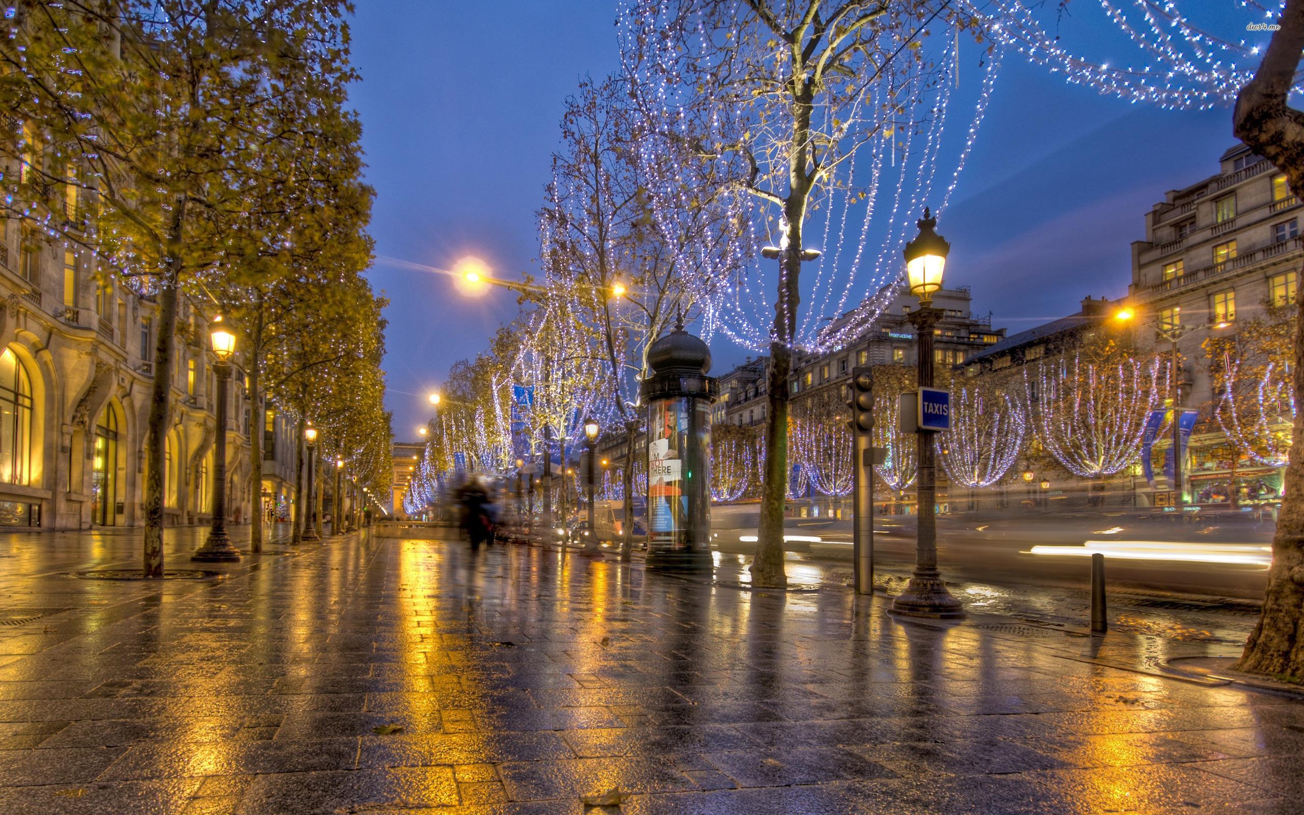 2560x1600 Champs-Élysées