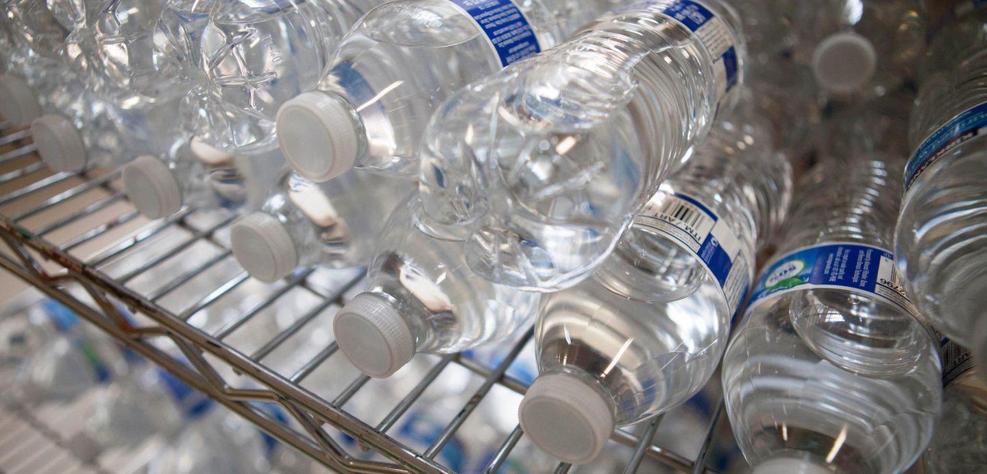 1440x691 New Seasons Market to eliminate the sale of single use water bottles
