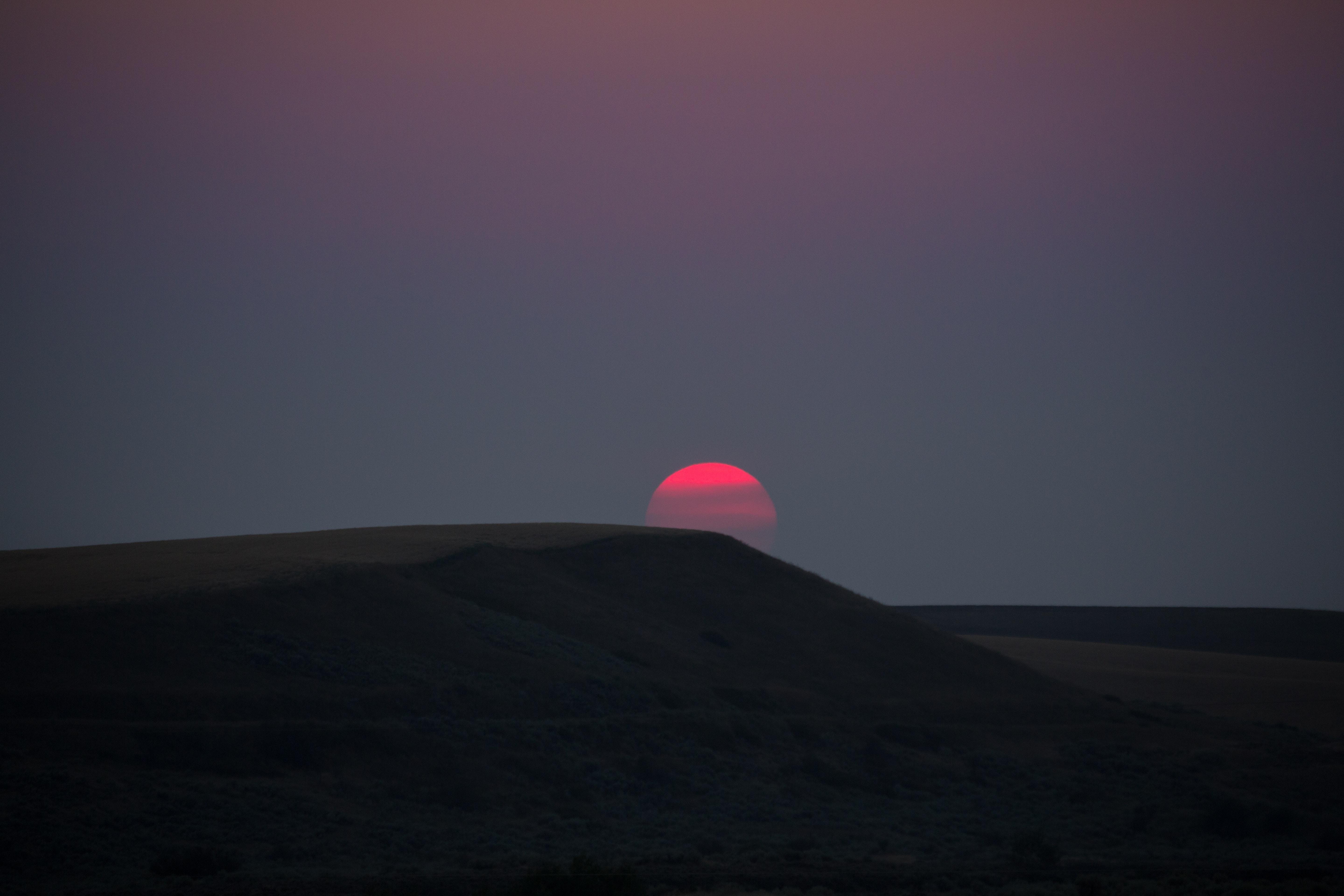 5760x3840 5760x3840 sunset, PNG image, grass, sunrise, sun, HD background, outdoors, wallpaper, hd, background, hq, red sun, red, dark, silhouette, bush, mountain, landscape, hill, HD wallpaper, nature Gallery HD Wallpaper