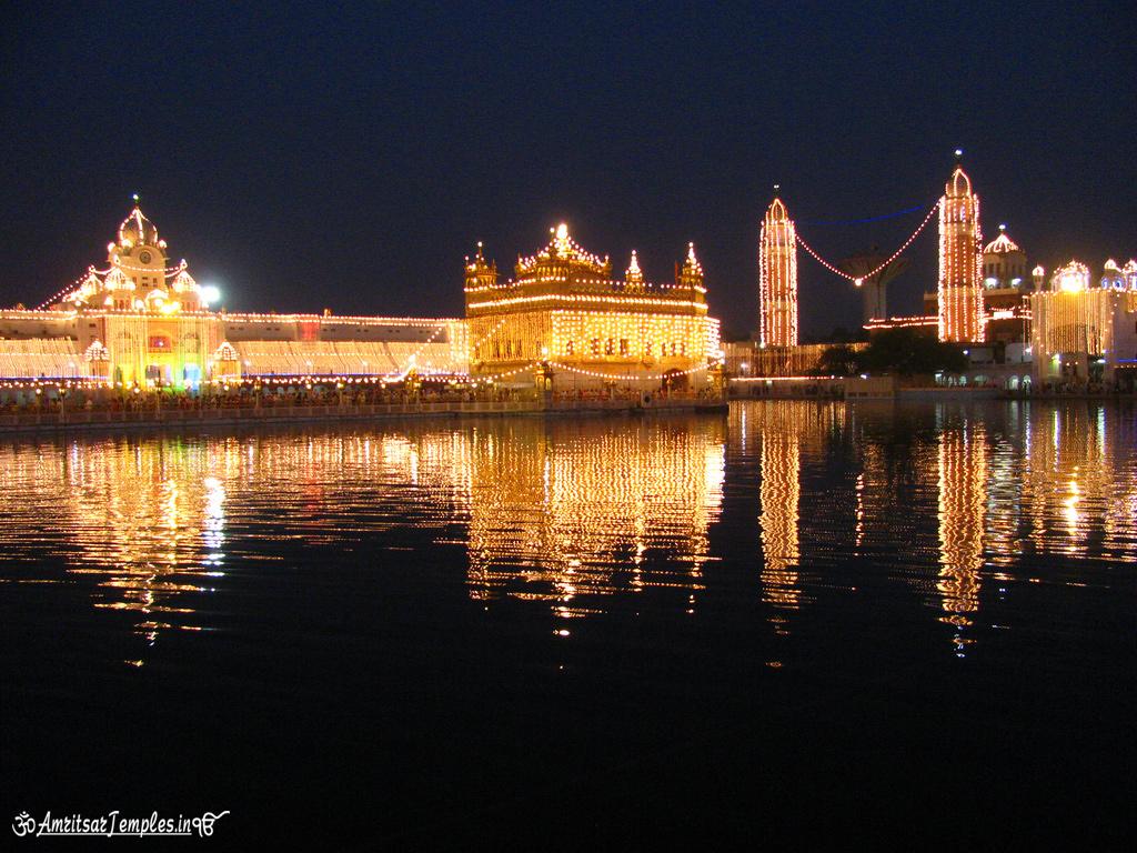 1024x768 Darbar Sahib Night View Picture