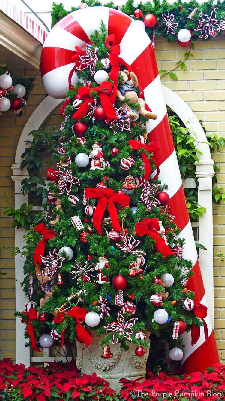 750x1334 Disney Christmas iPhone Wallpaper