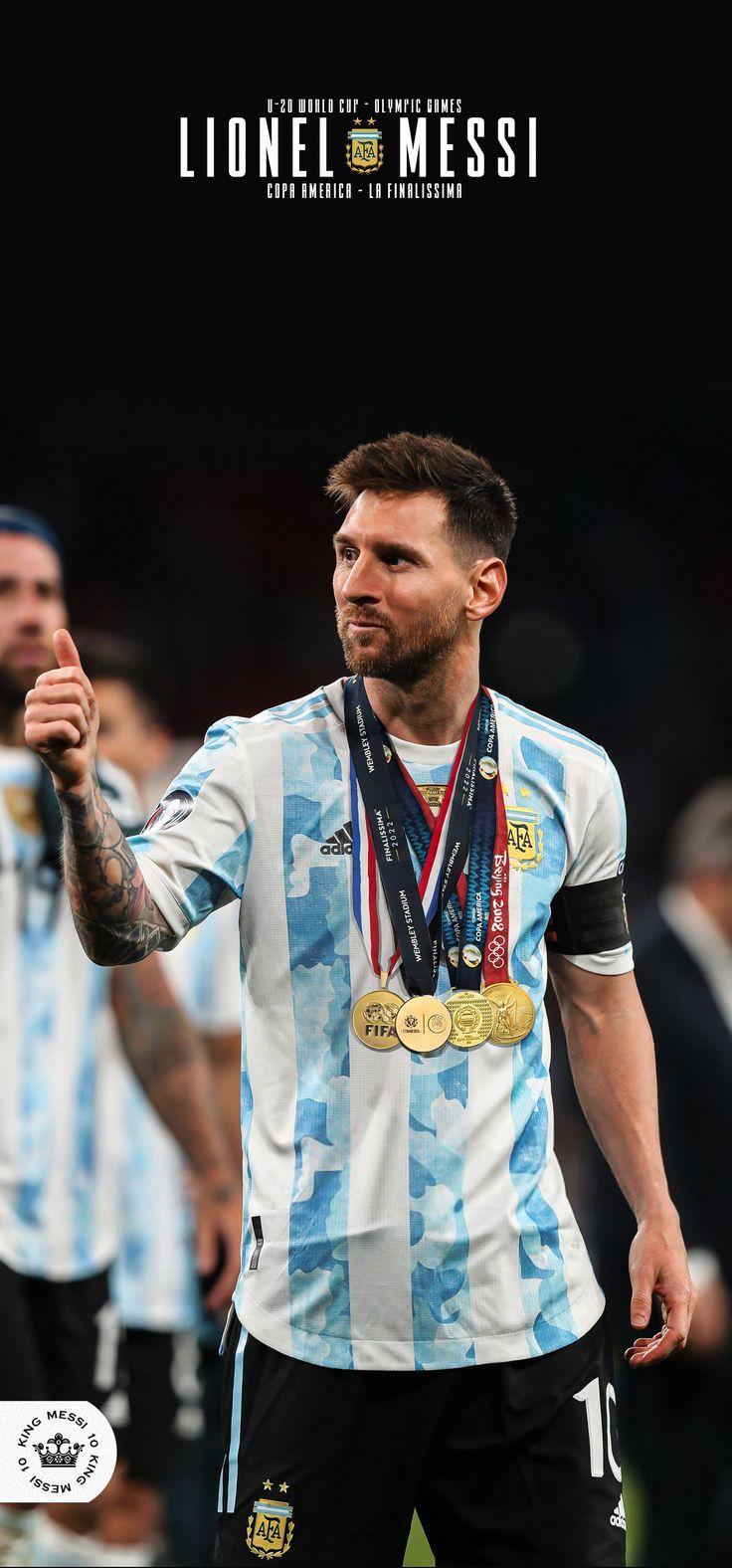 736x1576 Messi