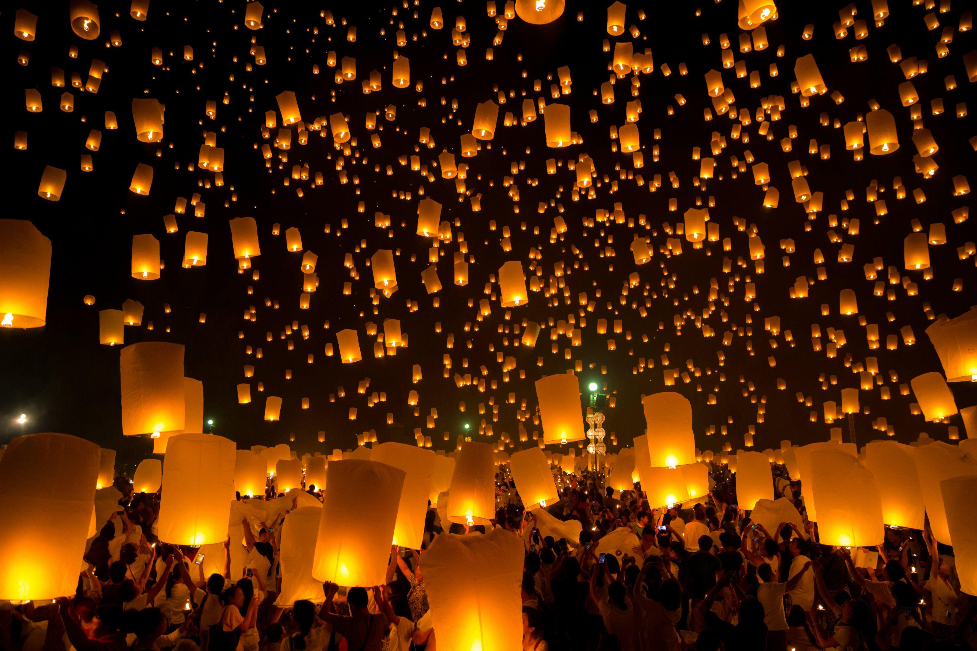 Sky Lantern Wallpapers Top Free Sky Lantern Backgrounds WallpaperAccess