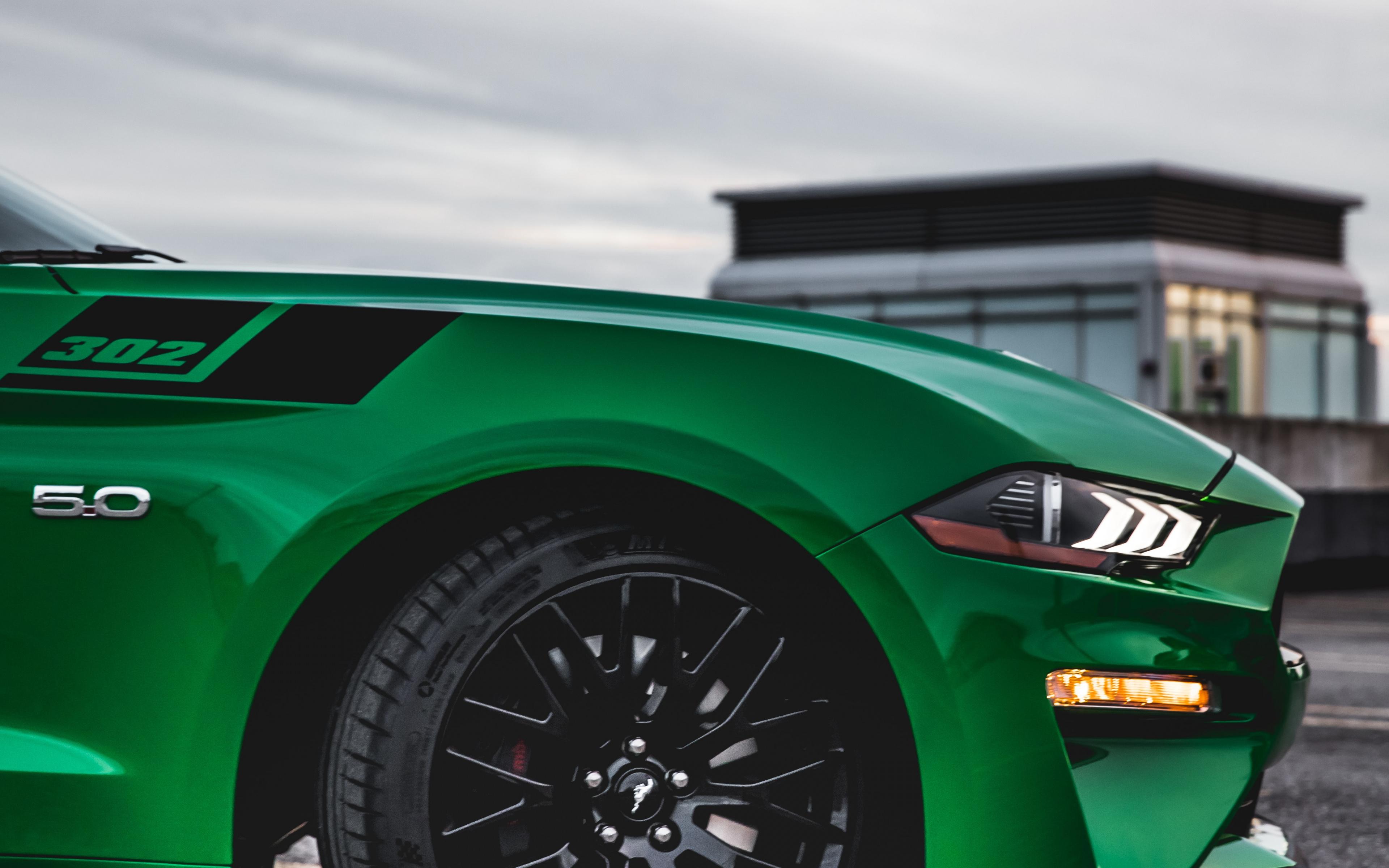 Muscle car Green. Green car Jump. Simple Green car.