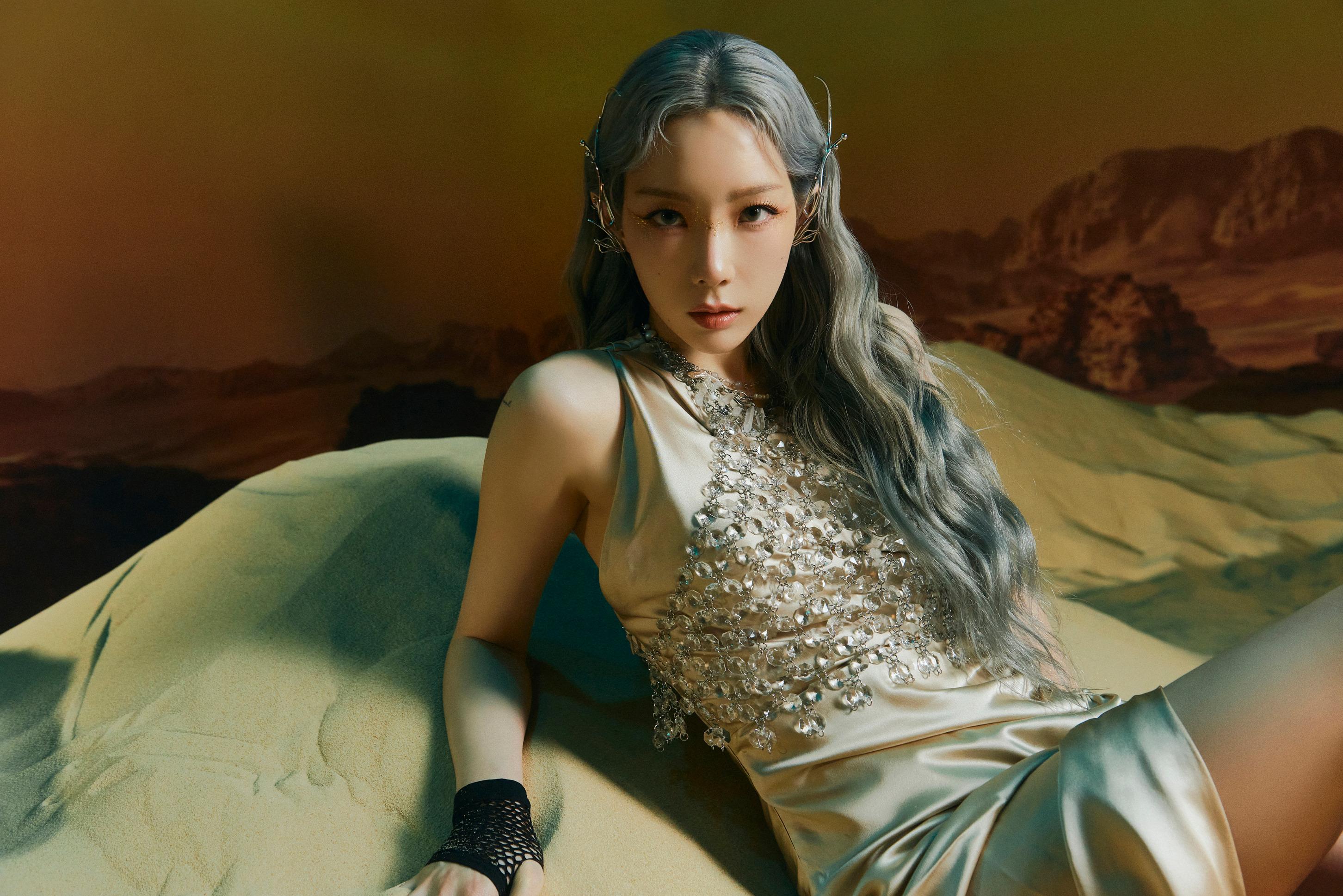 2904x1937 Taeyeon Invu Wallpaper