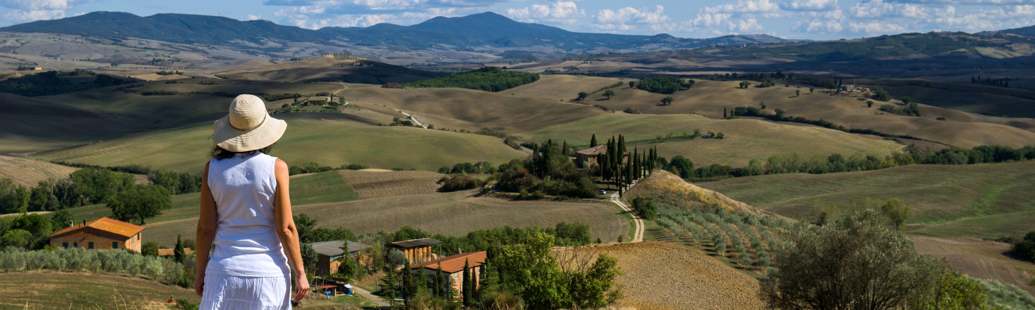 4000x1200 Villages to Visit in Tuscany. EF Go Ahead Tours