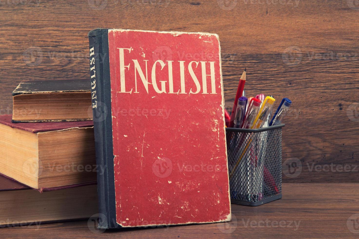 1473x980 learning english concept