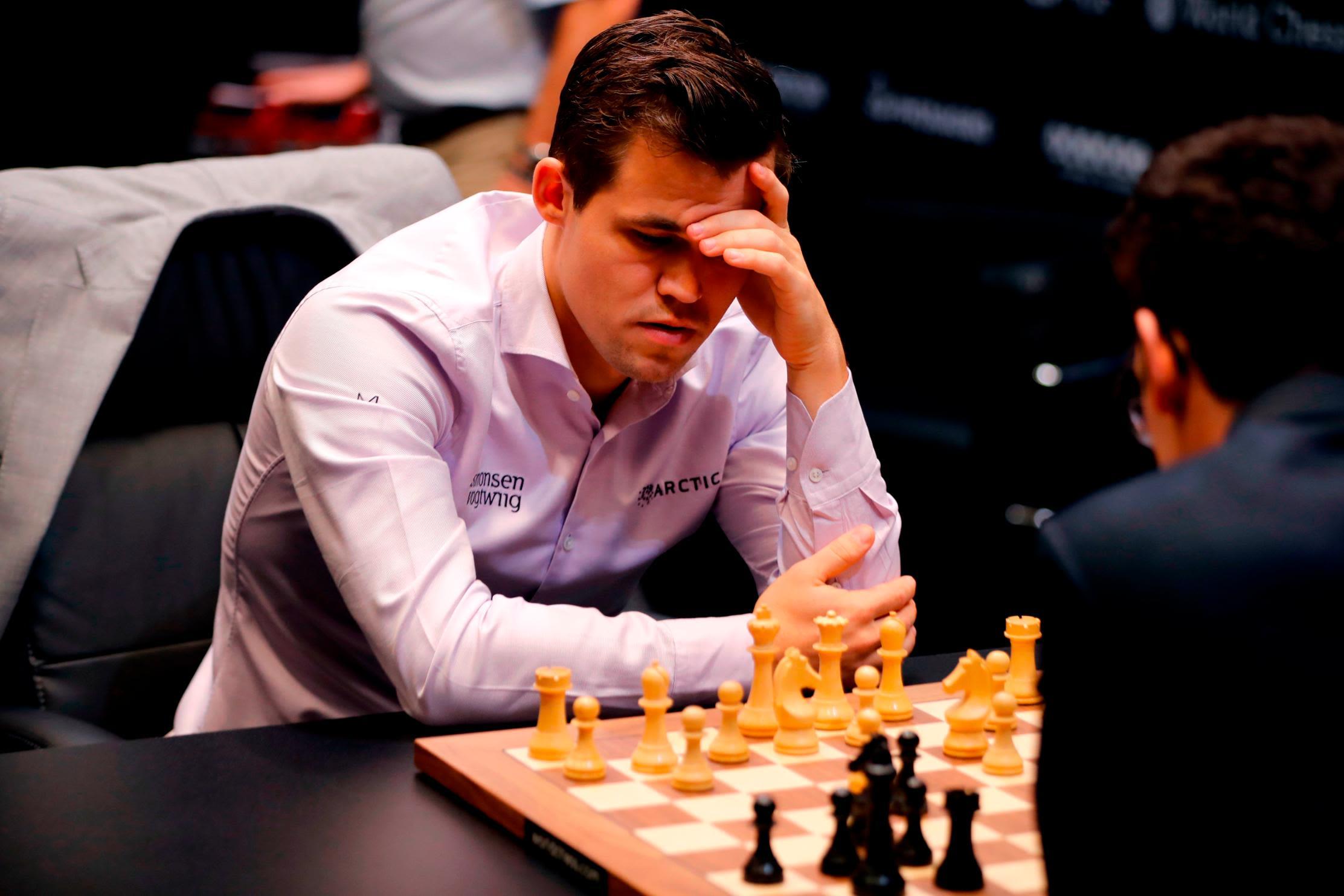 2225x1484 Magnus Carlsen beats Fabiano Caruana to win World Chess Championship