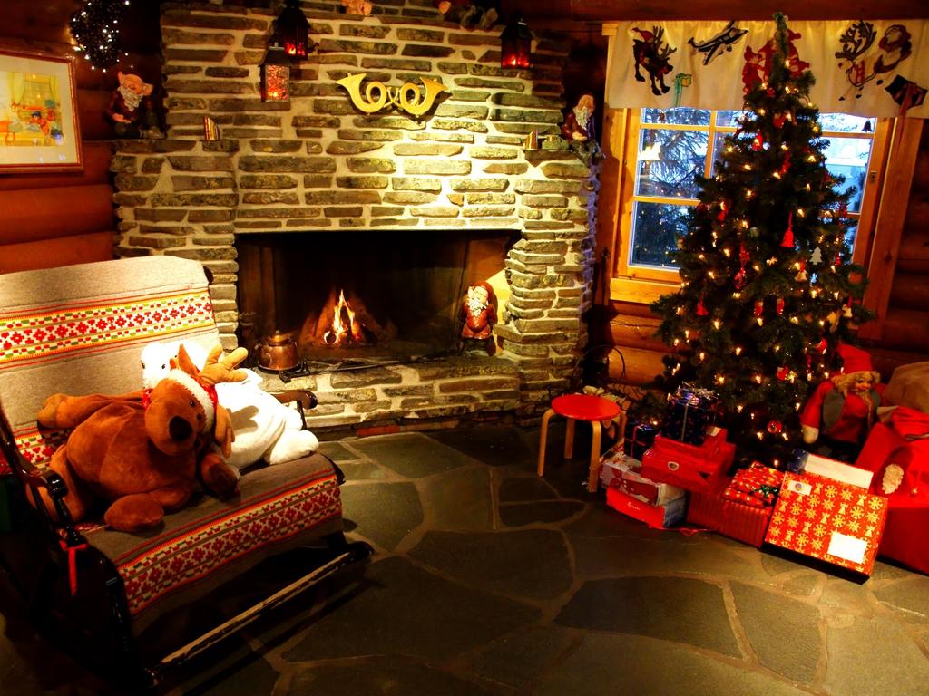 1024x768 Christmas Wallpaper