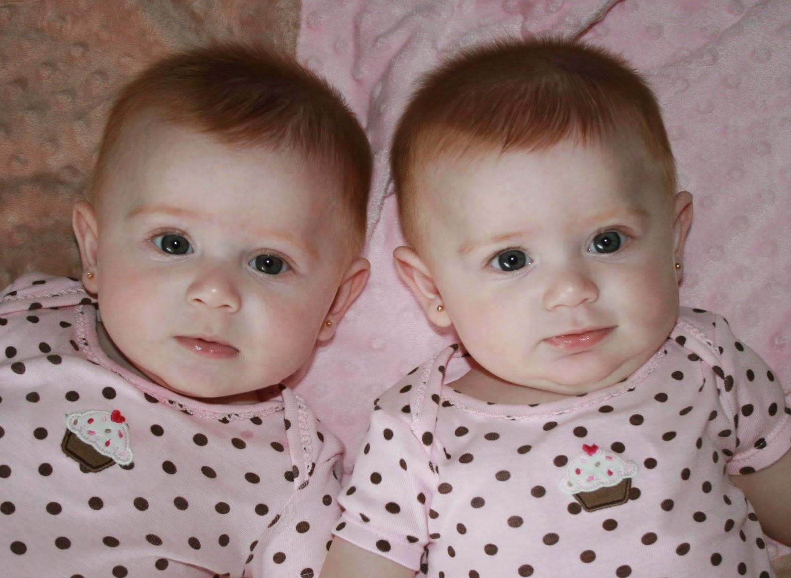 1600x1169 Download Twin girls baby HD wallpaper girl with attitude for your mobile cell phone