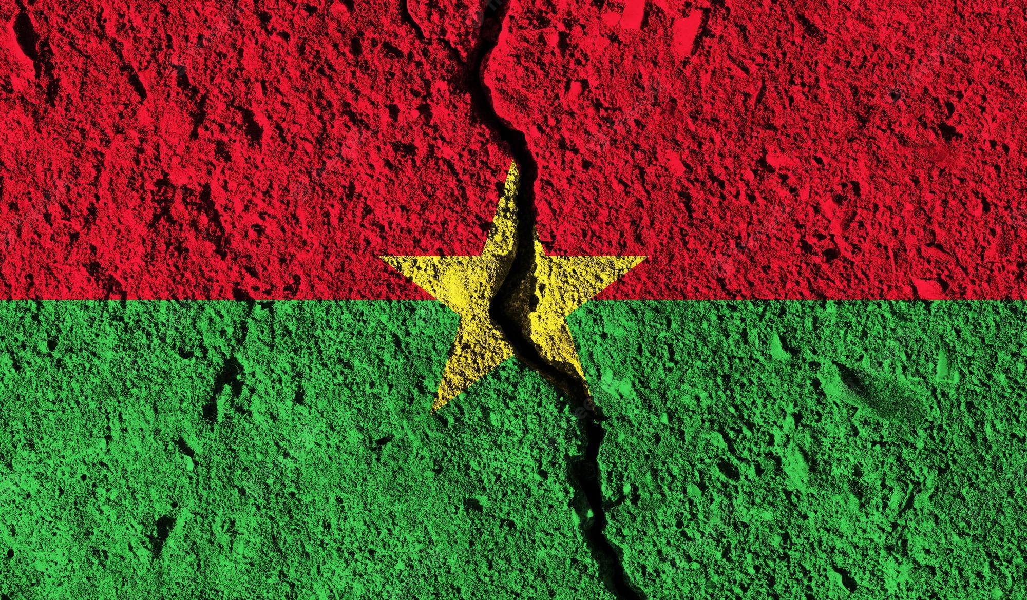 2000x1169 Premium Photo. Burkina faso flag with crackdle country divided concept