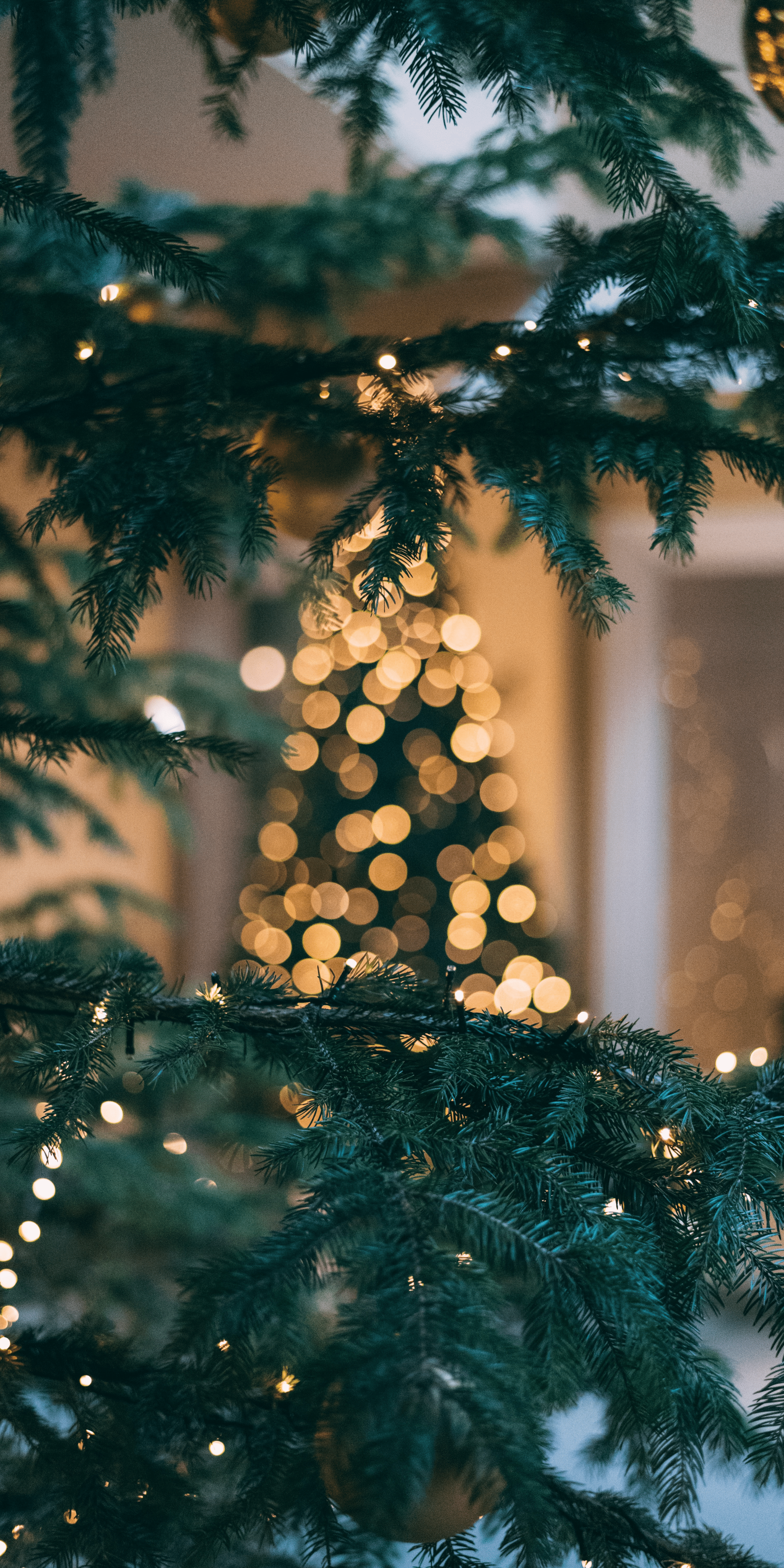 2100x4200 USA Christmas Destinations: 11 of the Best Holiday Getaways in America. Christmas wallpaper hd, Christmas lights wallpaper, Christmas phone wallpaper