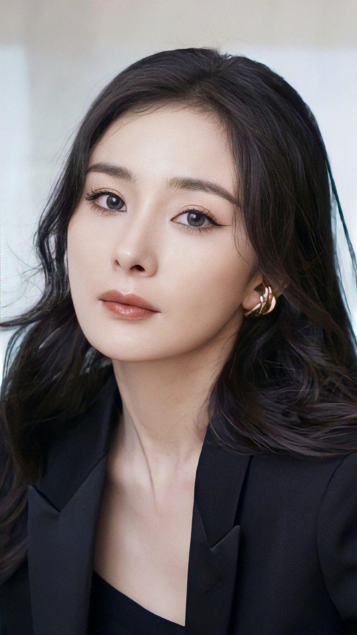 732x1300 YANG MI에 있는 wallpaper님의 핀