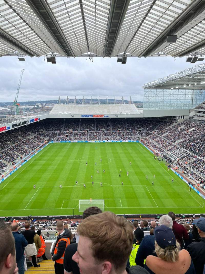 800x1066 Photos at St James Park