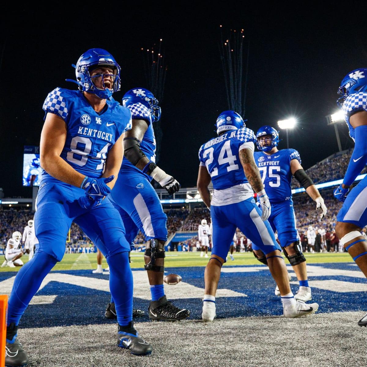1200x1200 Kentucky Football Midseason Report Card Illustrated Kentucky Wildcats News, Analysis and More
