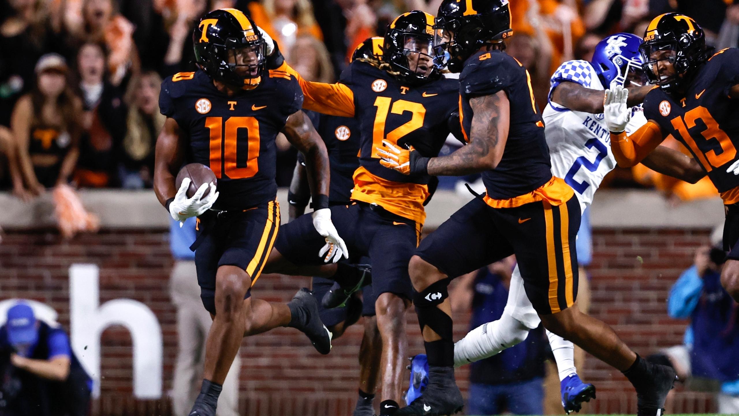 2560x1440 University Of Tennessee Beats Kentucky 44 6