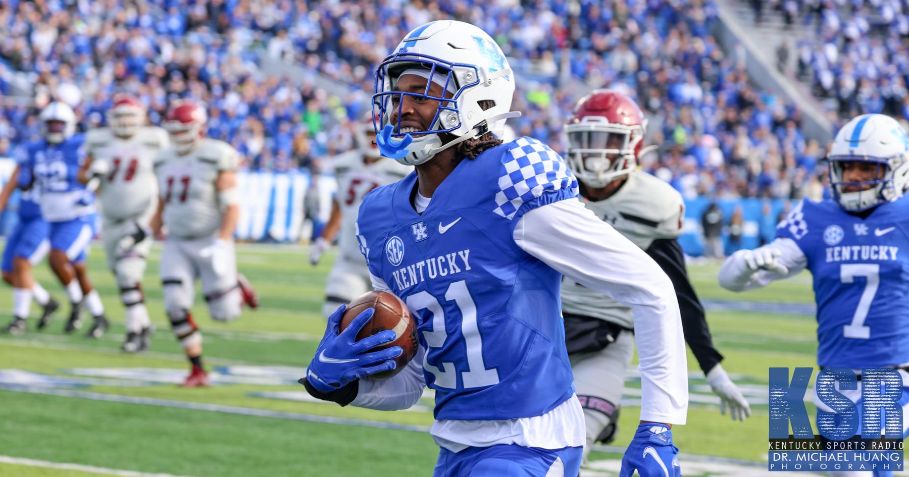 1800x945 Three Plays: Explosives lead Kentucky to blowout win