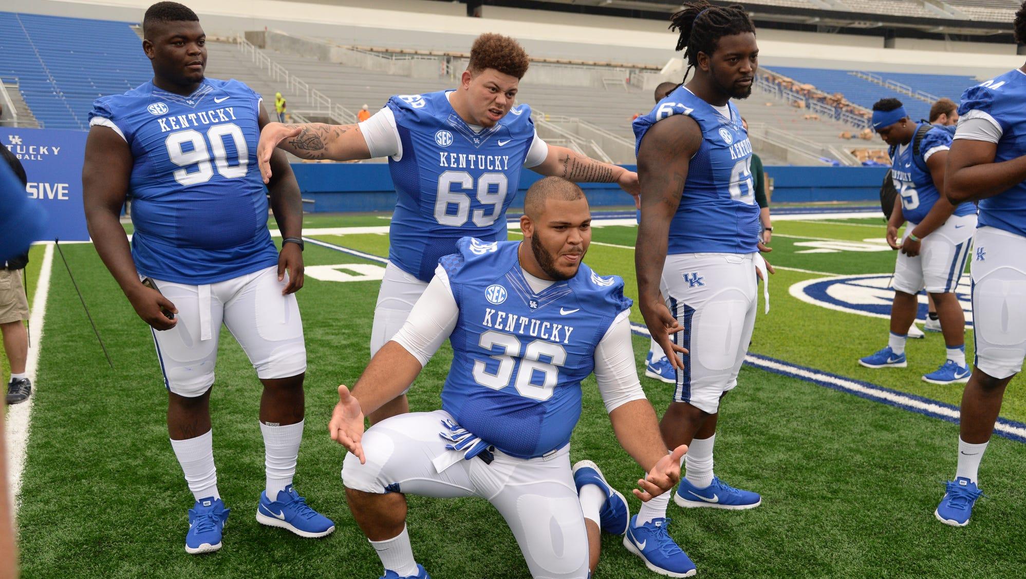 1997x1128 Kentucky Football. Depth chart movement and other observations from Cats' open practice