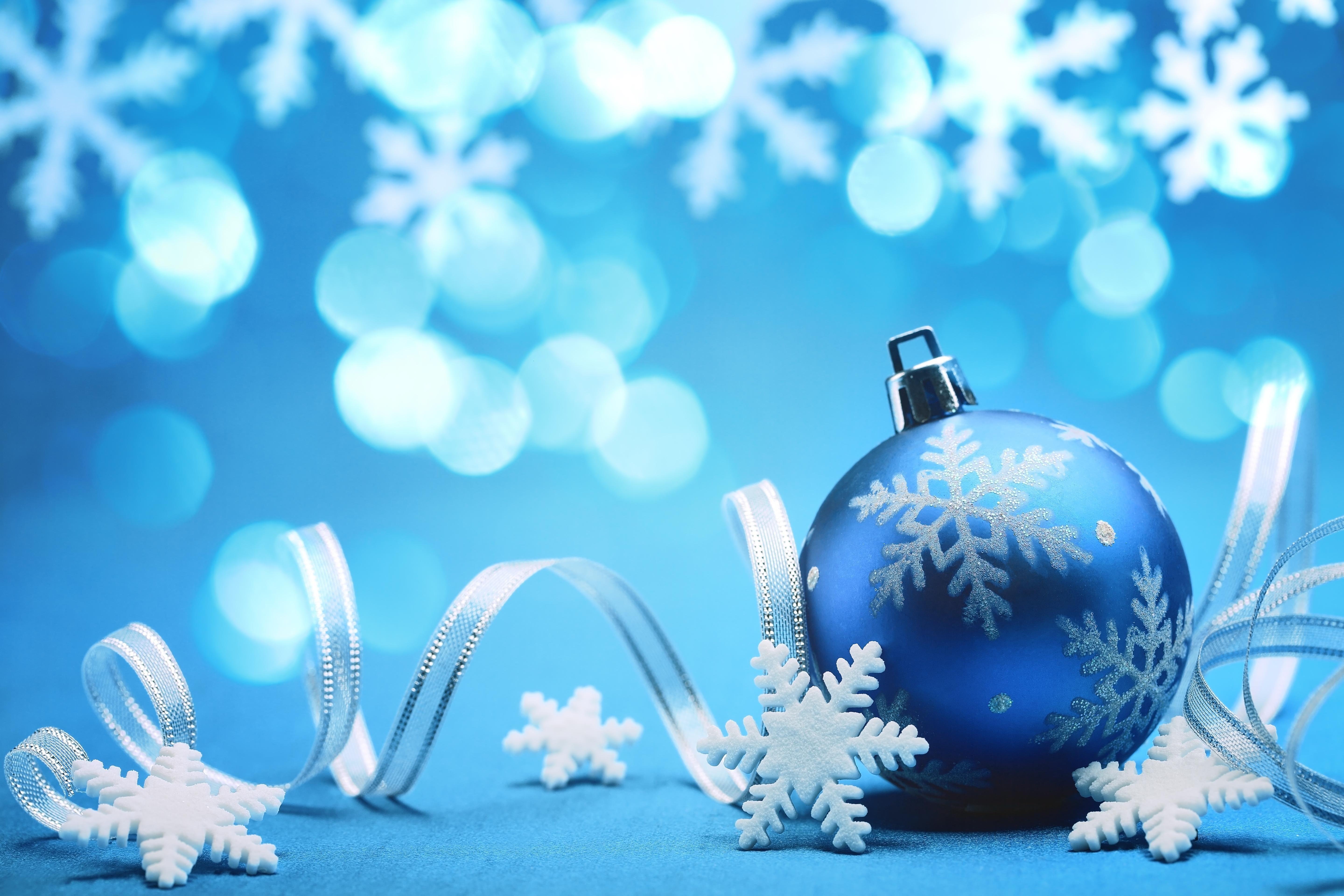 5760x3840 4K, 5K, Christmas, Balls, Snowflakes, Blue Gallery HD Wallpaper