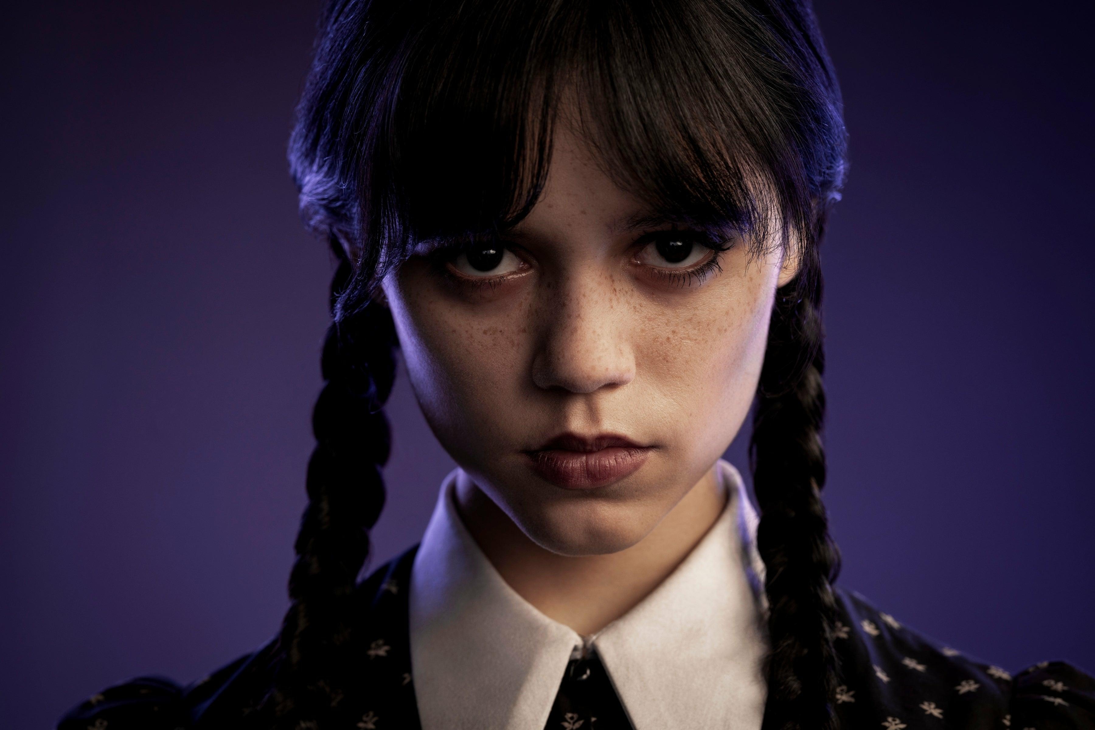 Wednesday Addams Wallpapers - Top Free Wednesday Addams Backgrounds -  WallpaperAccess