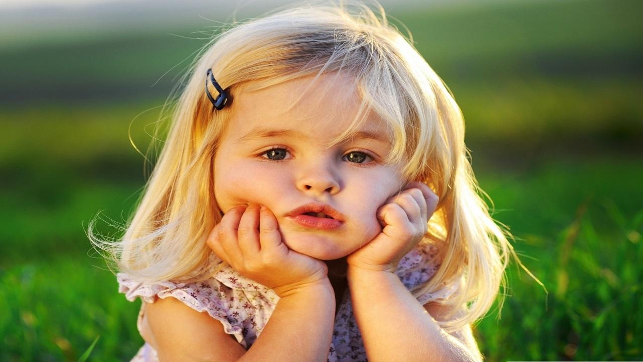 1280x720 Cute Baby Girl HD Wallpaper