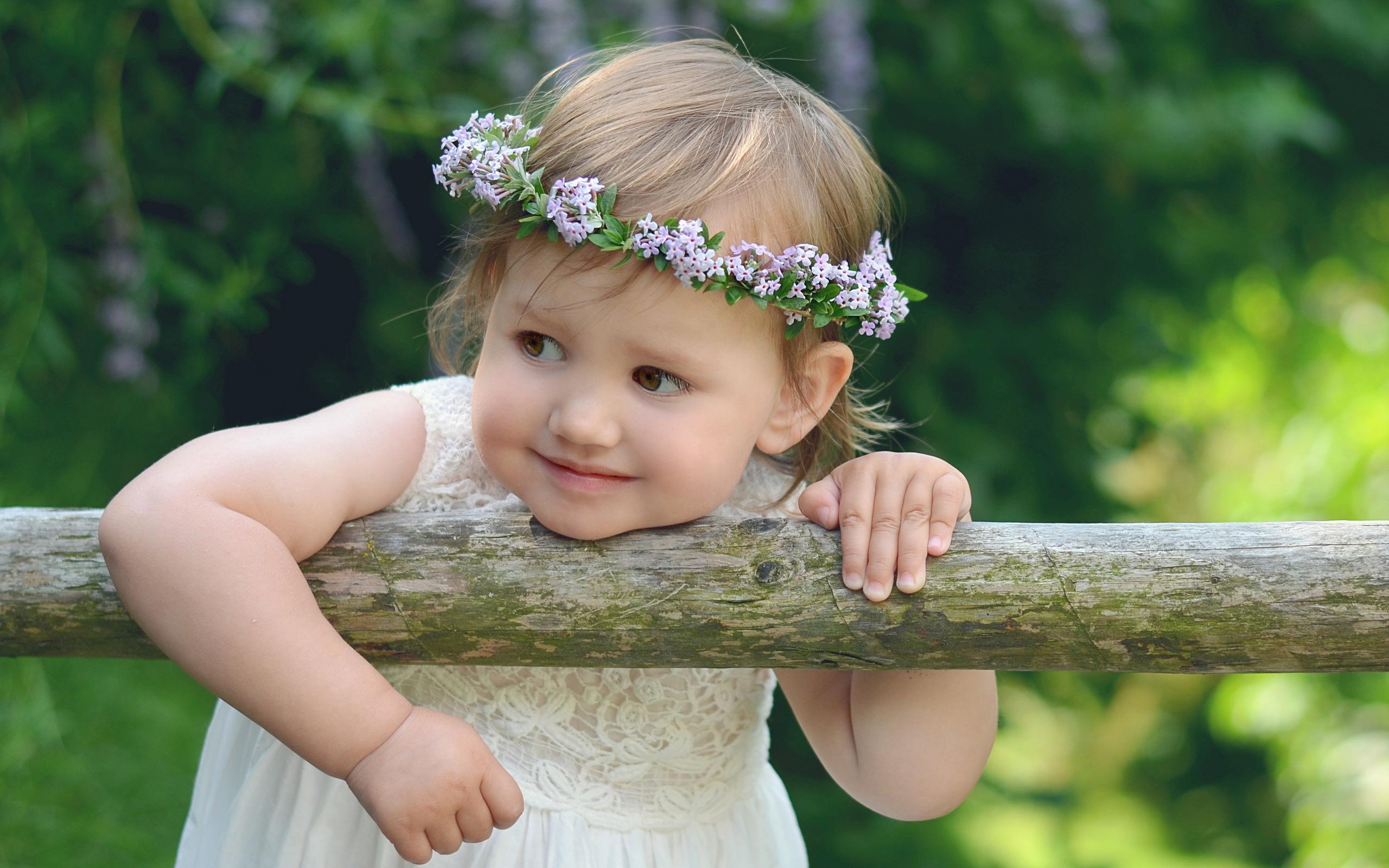 2560x1600 Child HD Wallpaper