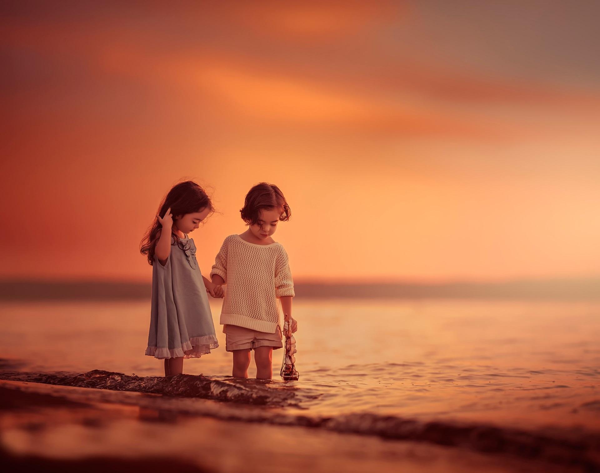 1920x1515 Full HD cute children wallpaper for wide screen wallpaper