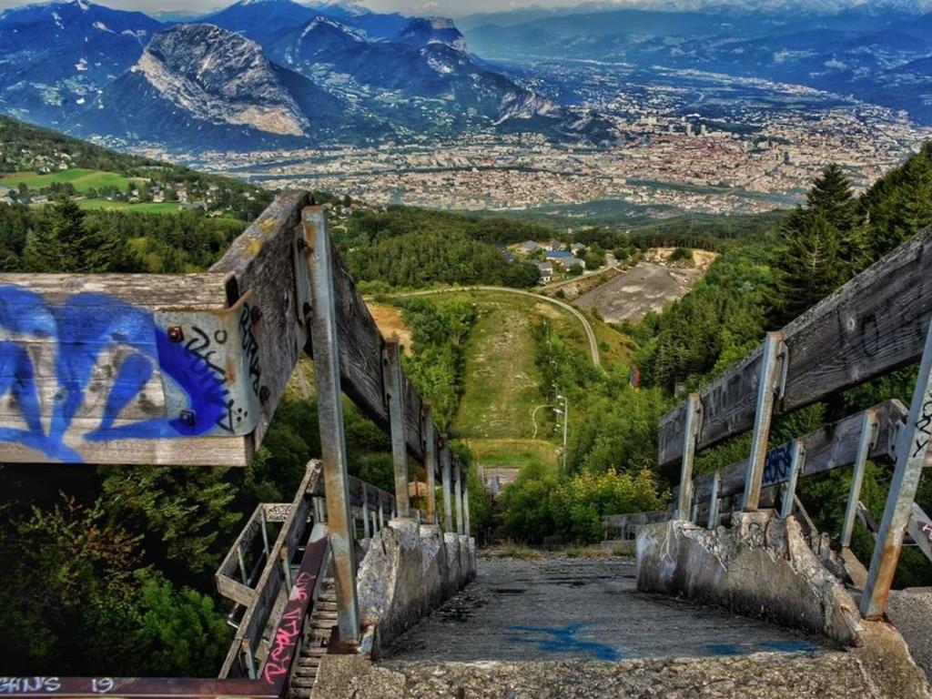 1024x768 Grenoble 1968 Winter Olympics Ski Jump site abandoned: Picture of the area