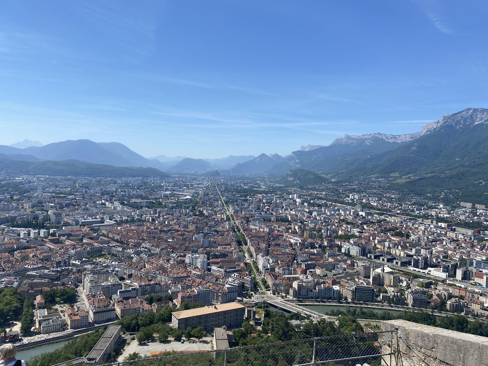 Grenoble Wallpapers - Top Free Grenoble Backgrounds - WallpaperAccess