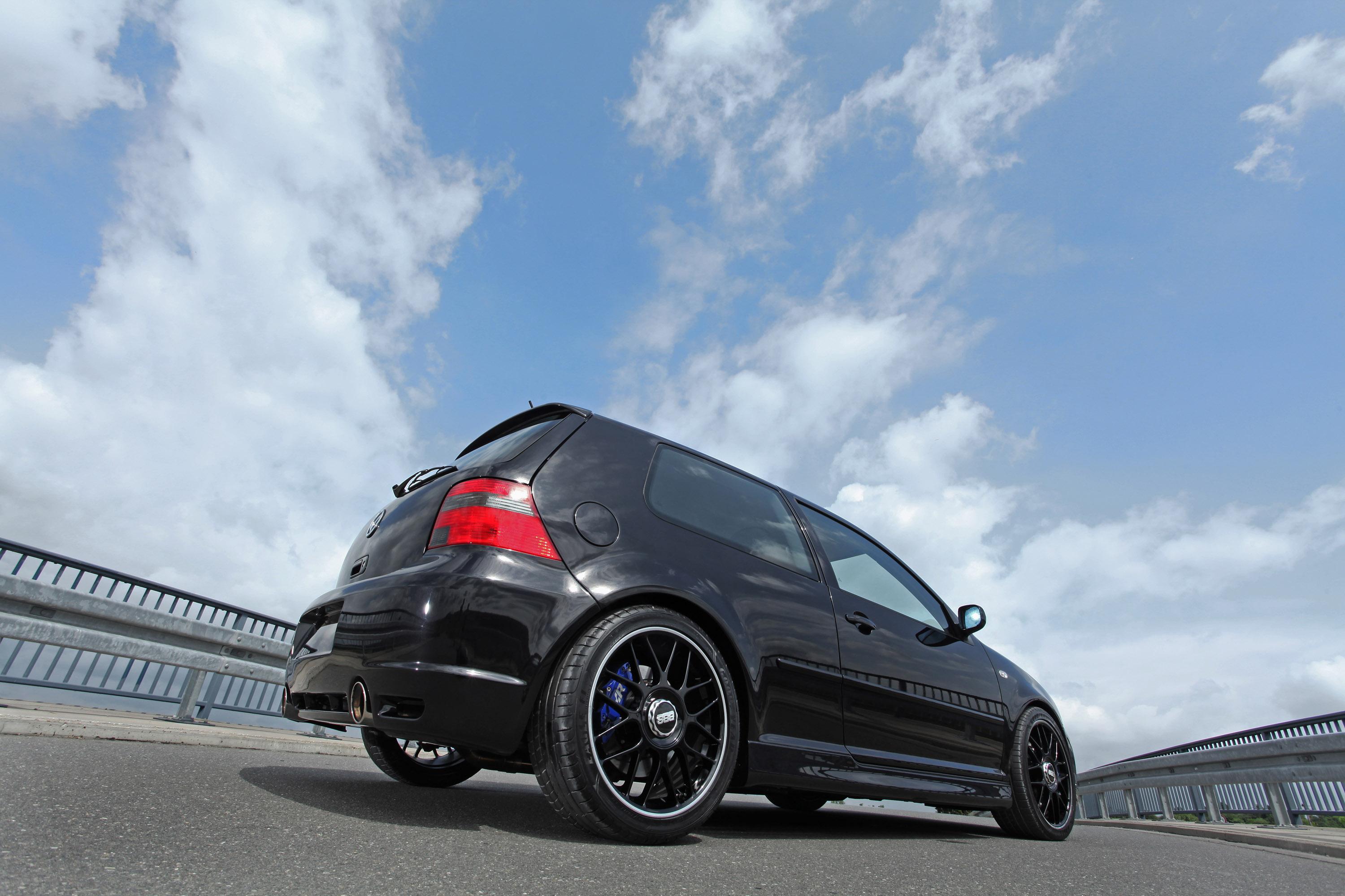 3000x2000 HPerformance Volkswagen Golf IV R32 (2014) 5 of 17