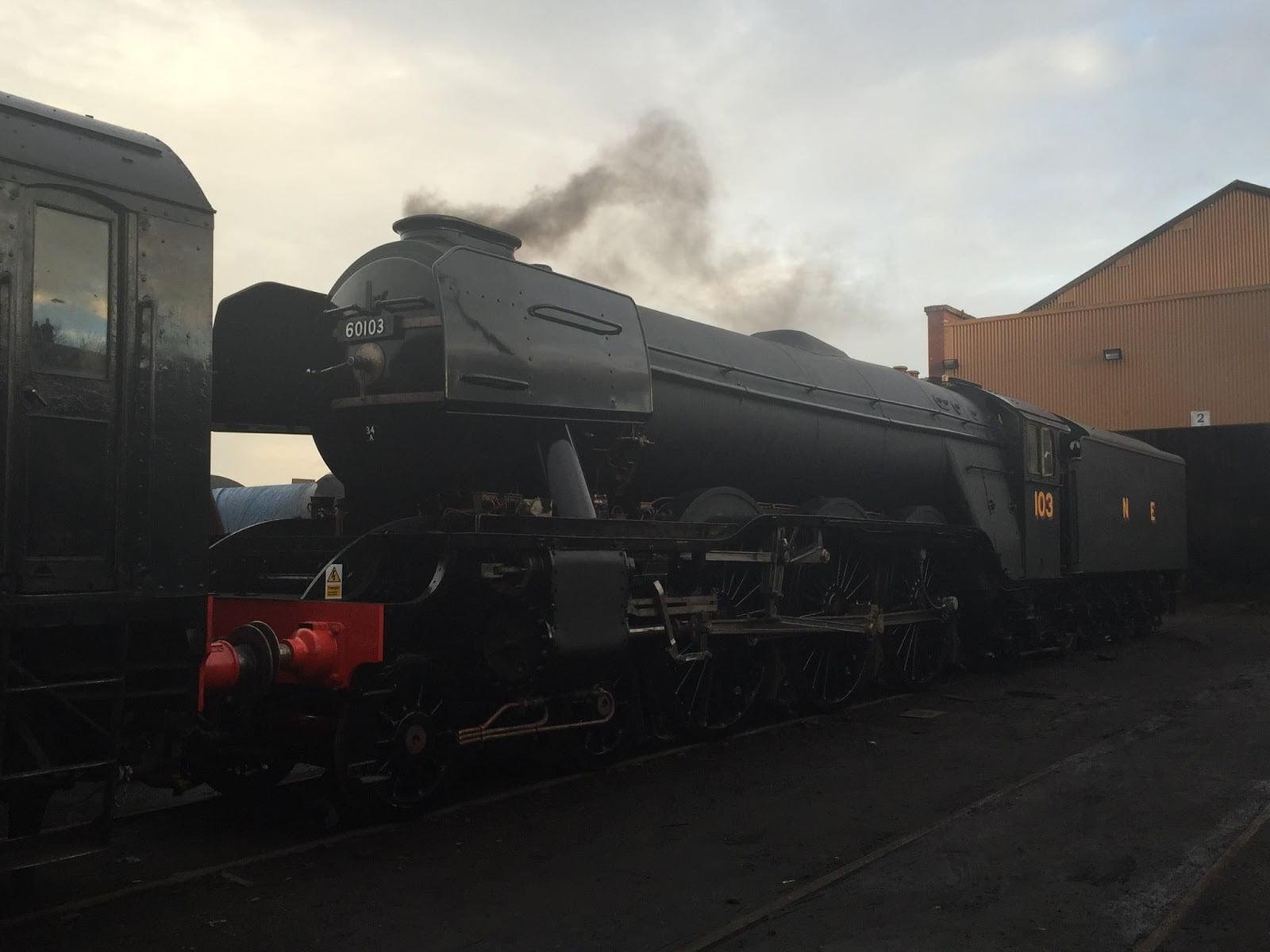 1600x1200 Flying Scotsman back in Steam