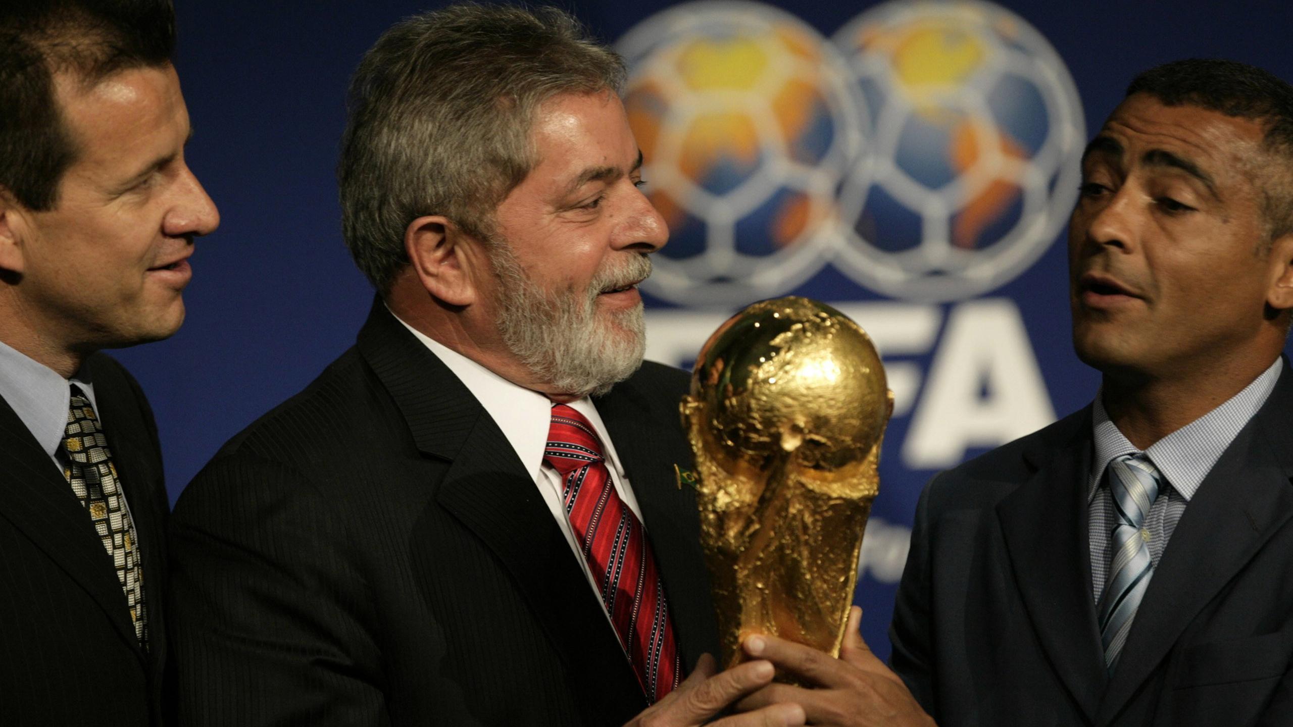 2560x1440 Dunga Threatening To Sue World Cup Winning Team Mate Romario