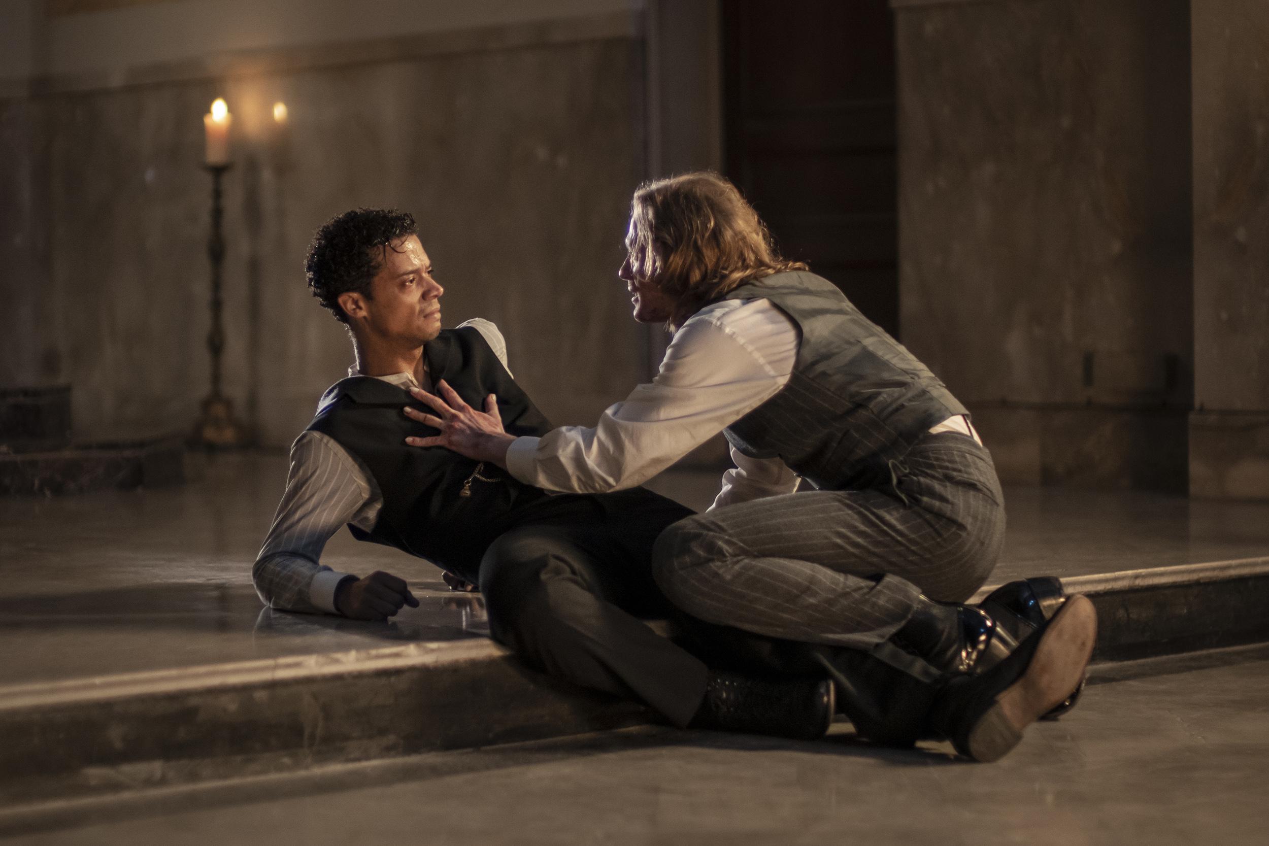 2500x1667 The stars of 'Interview With the Vampire' on adapting the immortal love story for TV