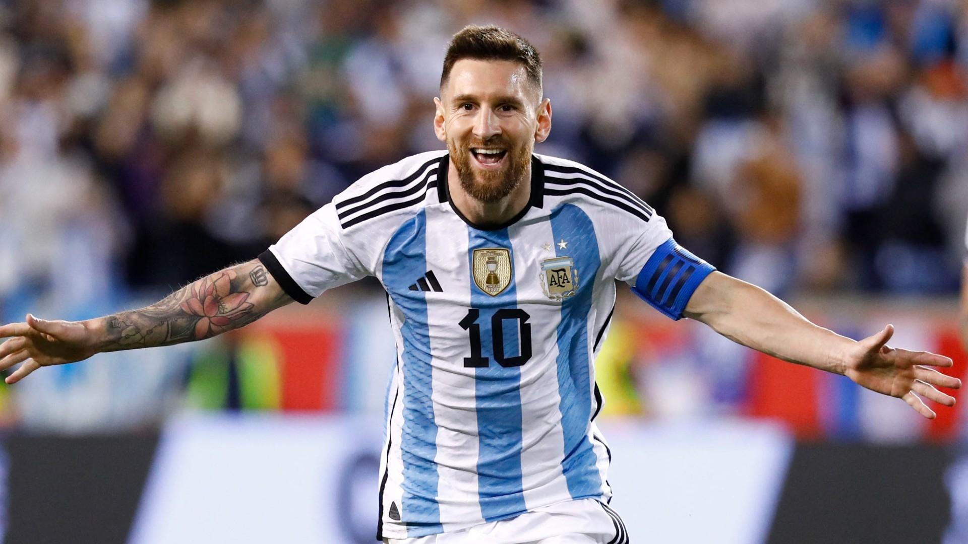 1920x1080 Rooney names Messi & Argentina as his favourites for World Cup glory in Qatar. Goal.com UK