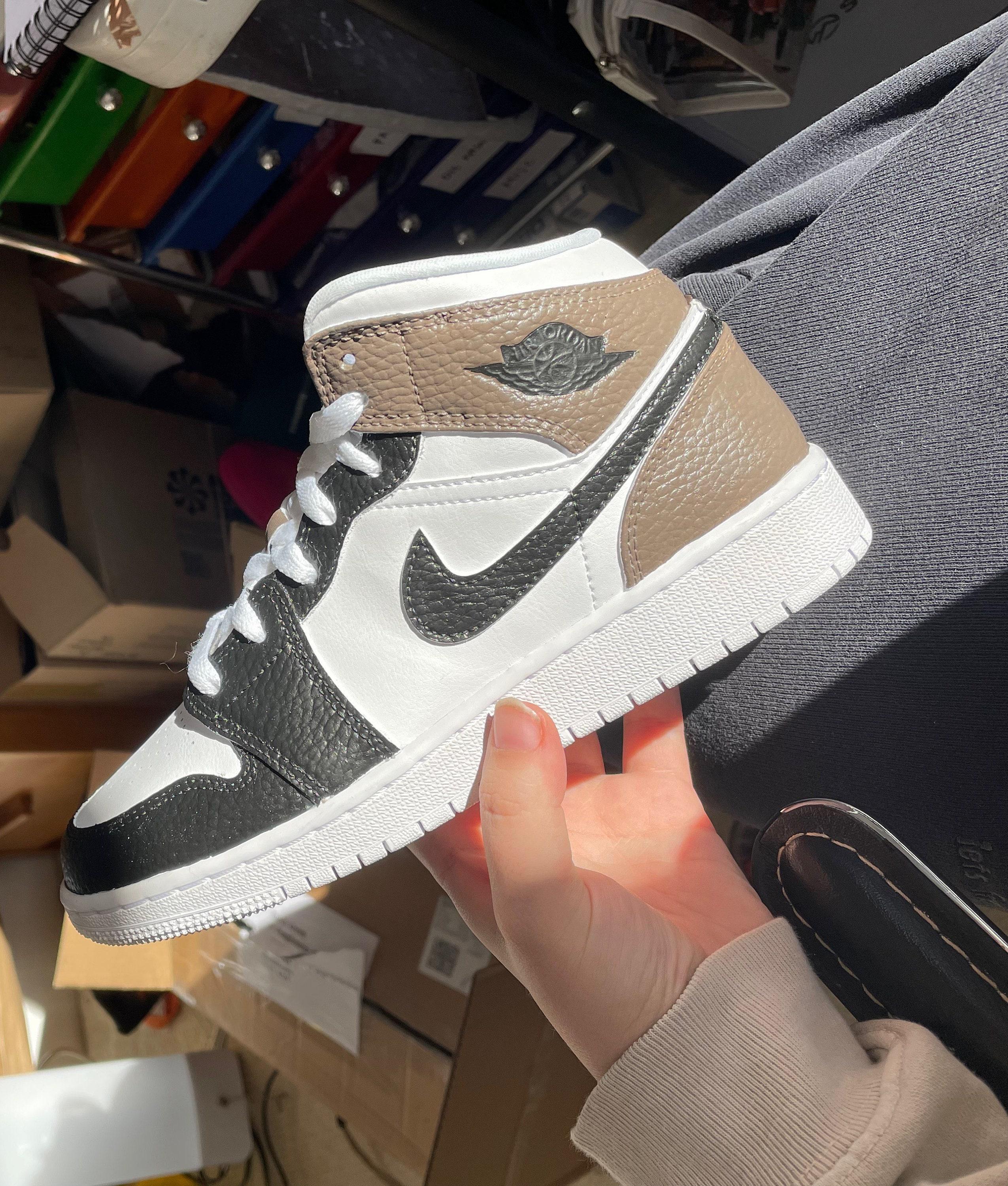 Jordan 1 Mocha Wallpapers Top Free Jordan 1 Mocha Backgrounds