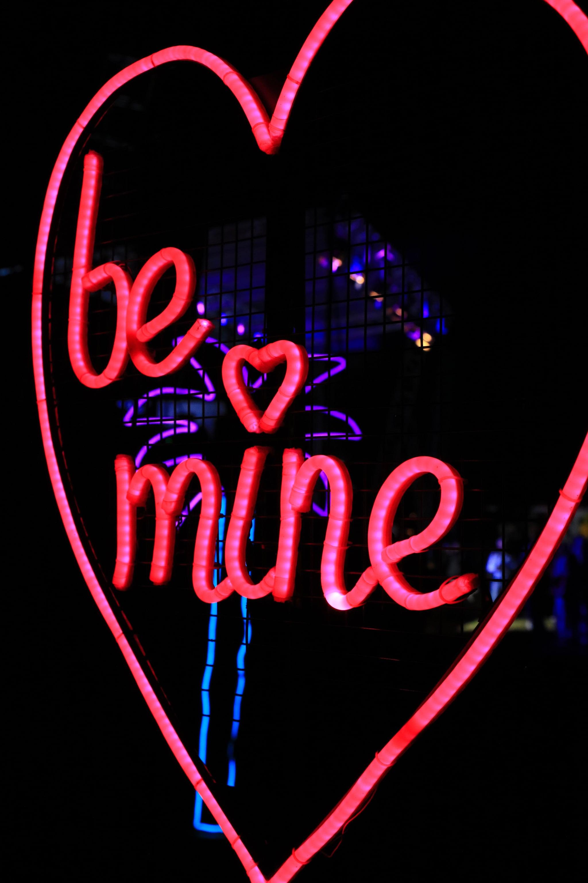 2048x3072 Valentine's Day Wallpaper For Your Home Screen Aesthetic