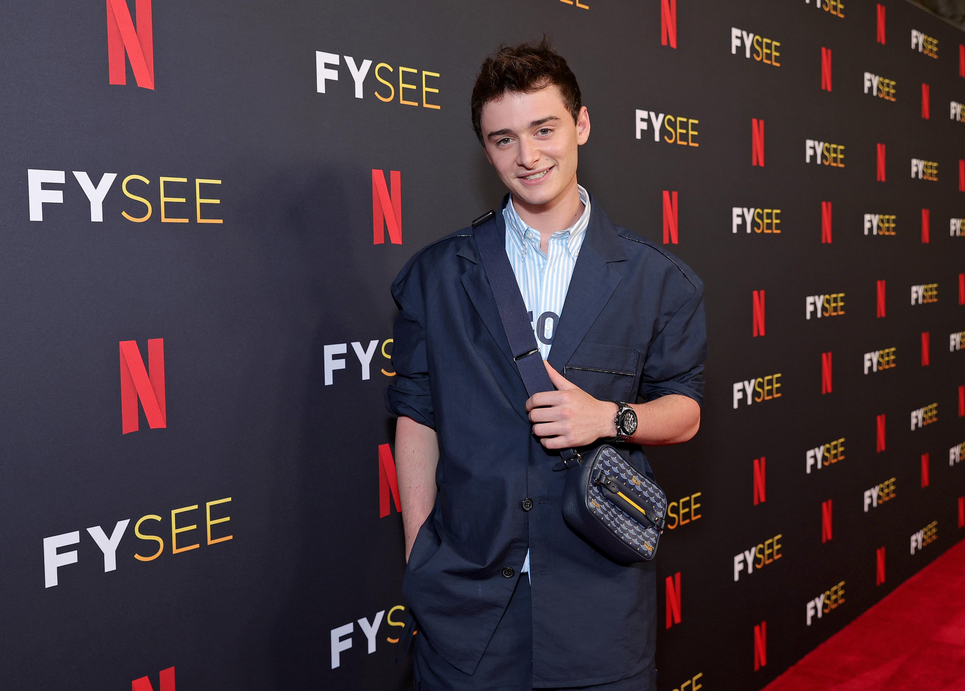 3119x2235 Stranger Things' star Noah Schnapp comes out as gay