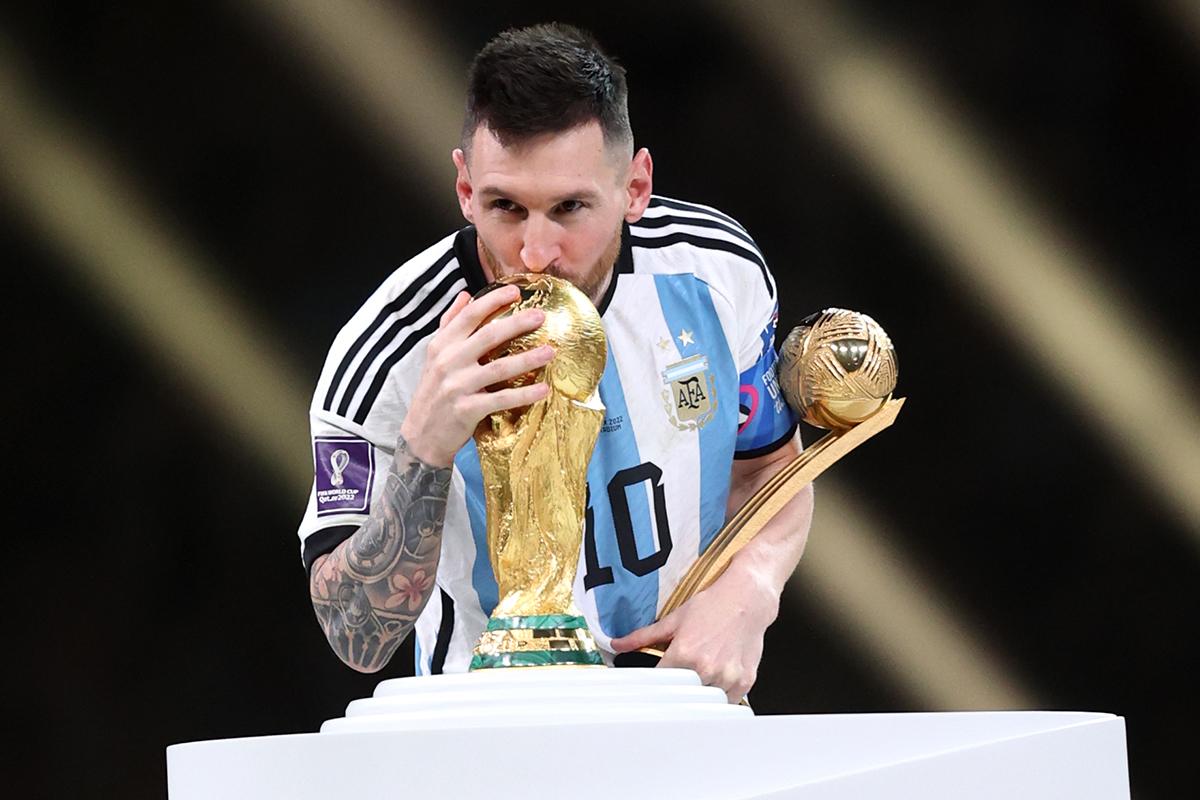 1200x800 Lionel Messi 2022 World Cup Image & HD Wallpaper For Free Download: LM10 HD Photo in Argentina Jersey with WC Trophy Picture to Share Online. ⚽ LatestLY