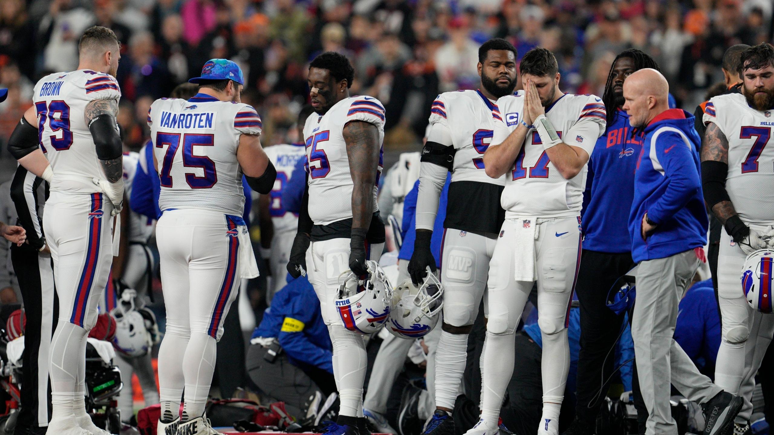 2560x1440 Bills players show support for Damar Hamlin after injury. News 4 Buffalo