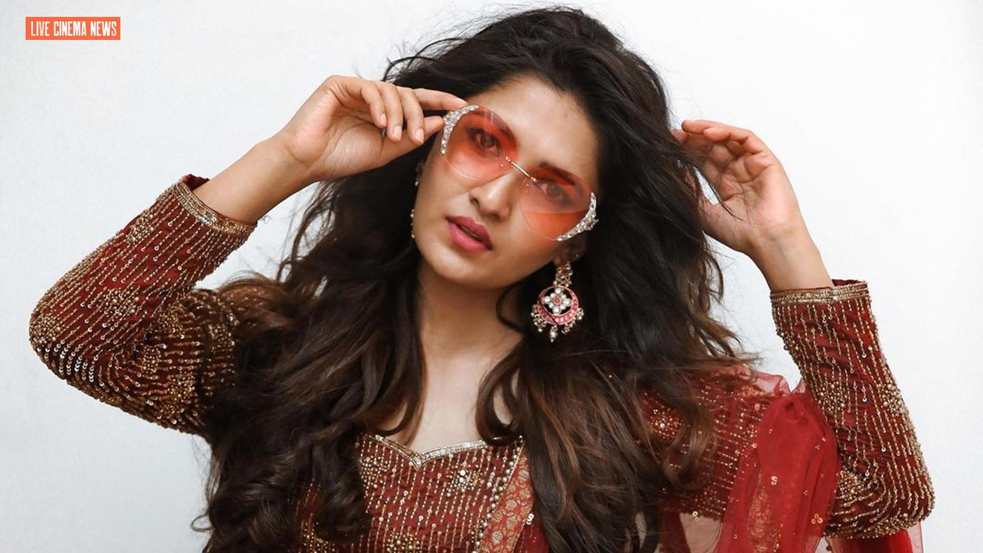 1920x1080 Gorgeous Actress Vani Bhojan Photo Cinema News