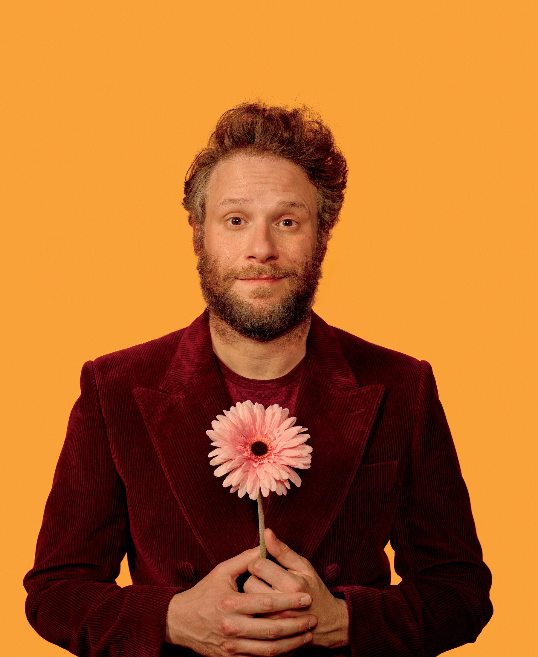 1800x2200 Seth Rogen and the Secret to Happiness